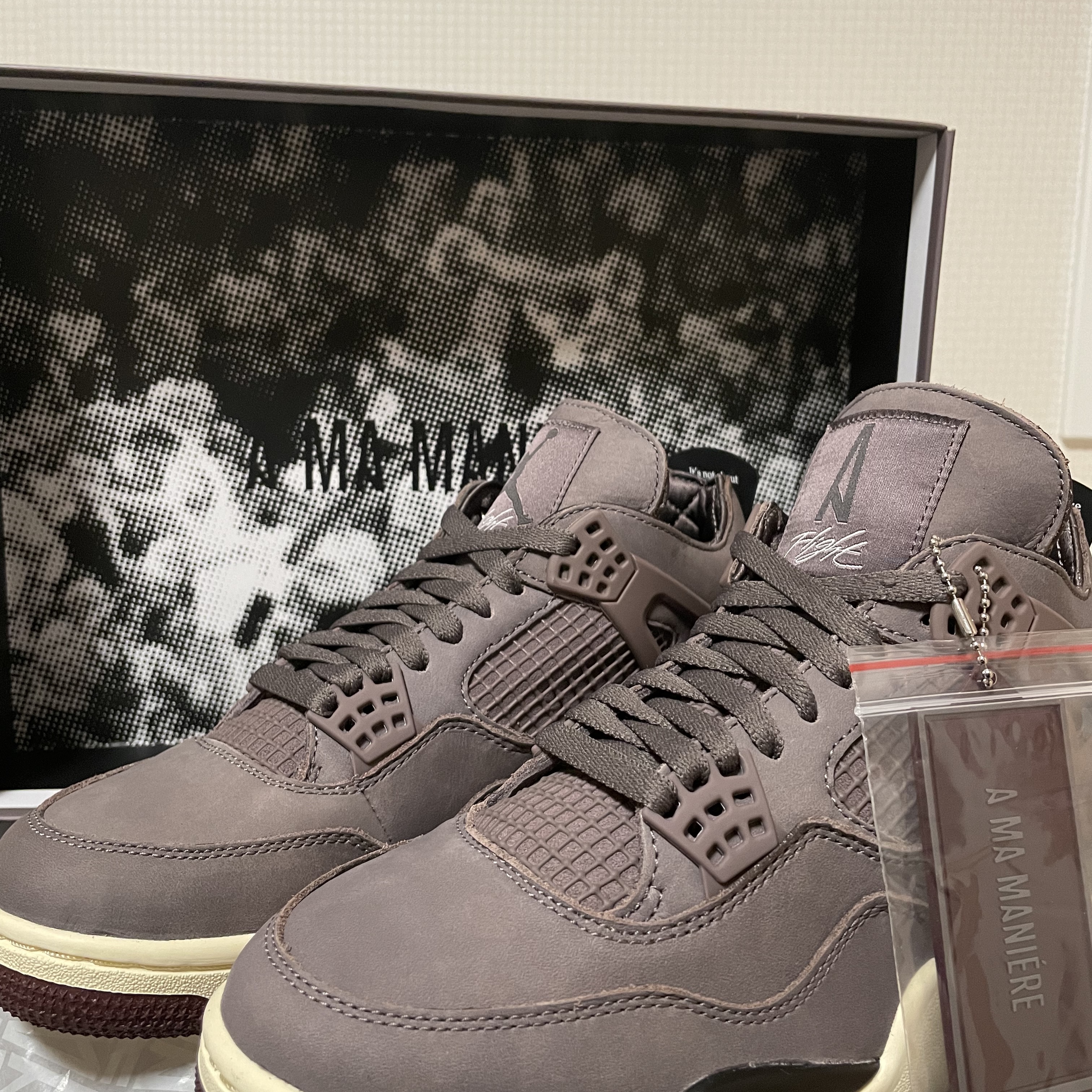 Jordan 4 x A Ma Maniere Retro Violet Ore 착용 스타일 - 1