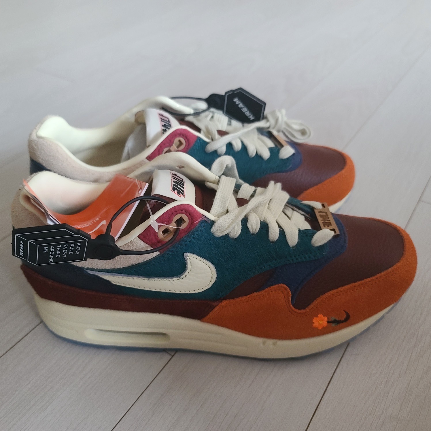 Nike x Kasina Air Max 1 SP Won-Ang Orange 착용 스타일 - 3