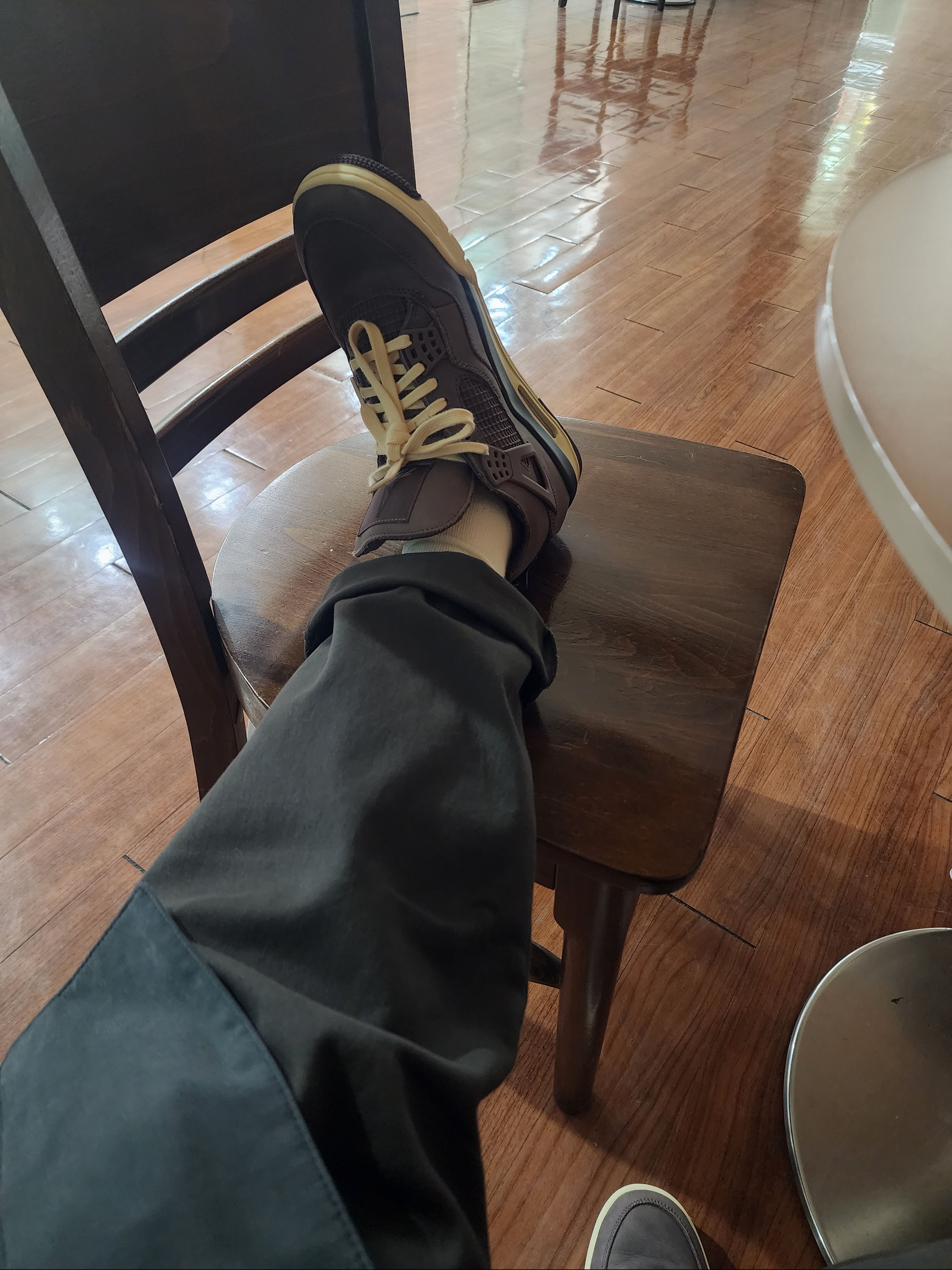 Jordan 4 x A Ma Maniere Retro Violet Ore, Jordan x A Ma Maniere Outwear Parka Black - Asia 착용 스타일 - 3