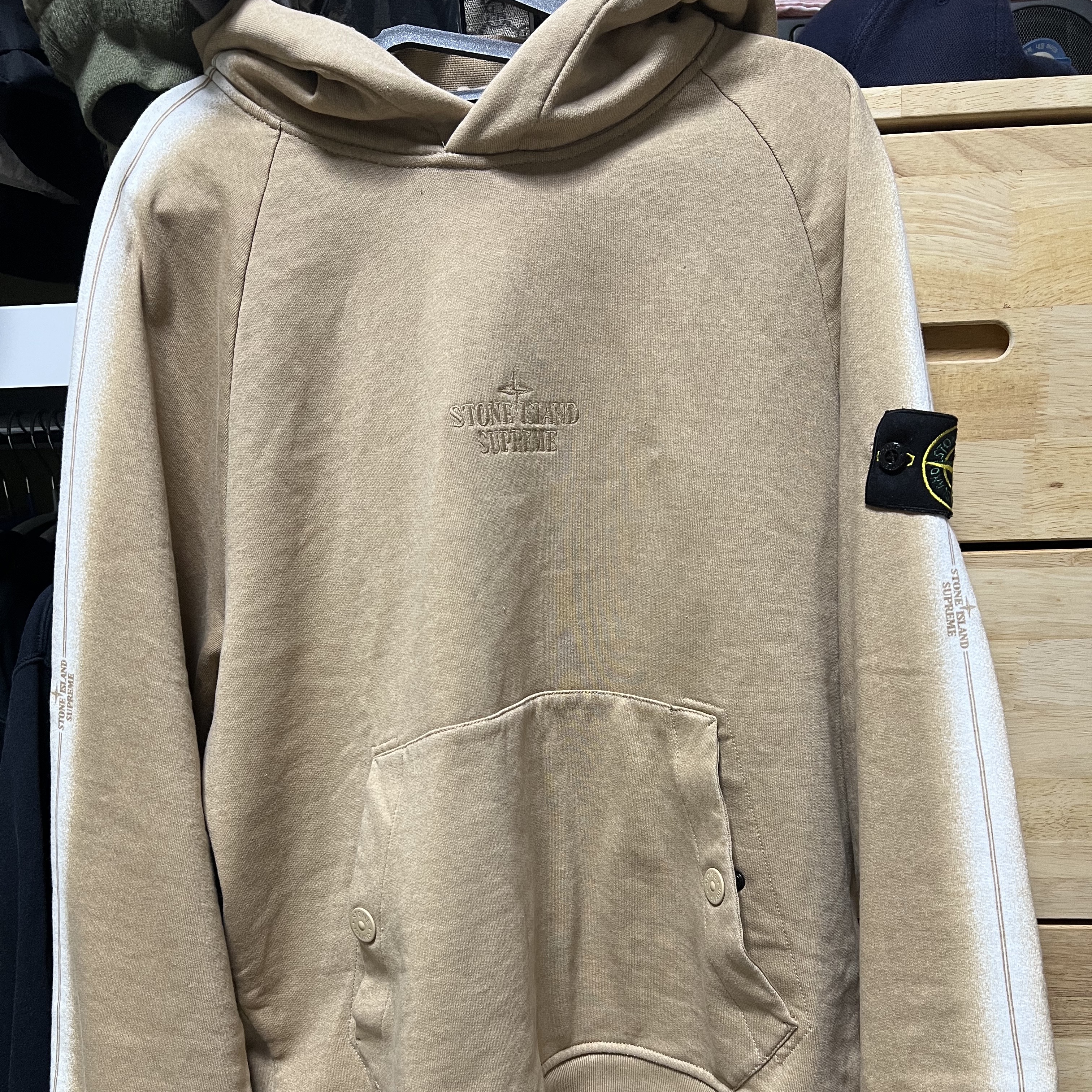 Supreme x Stone Island Stripe Hooded Sweatshirt Tan - 22SS 착용 스타일