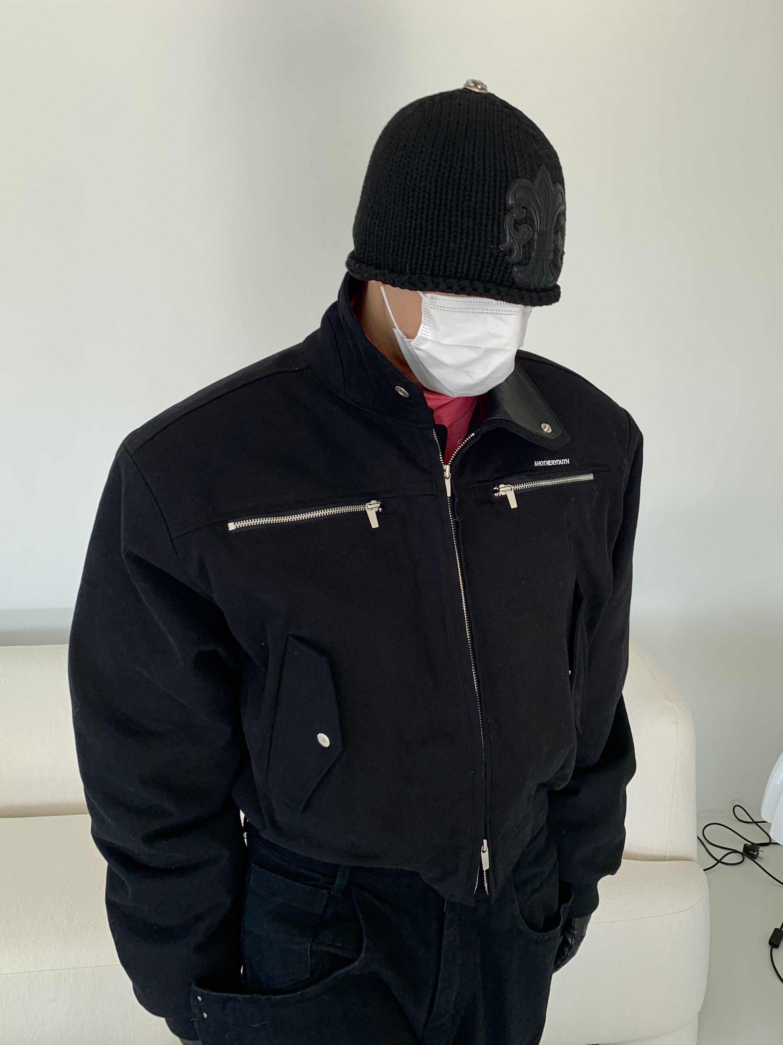 Celine Embroidered Knit Wool Beanie Black, Nike x Martine Rose Shox MR4 Black 착용 스타일 - 4