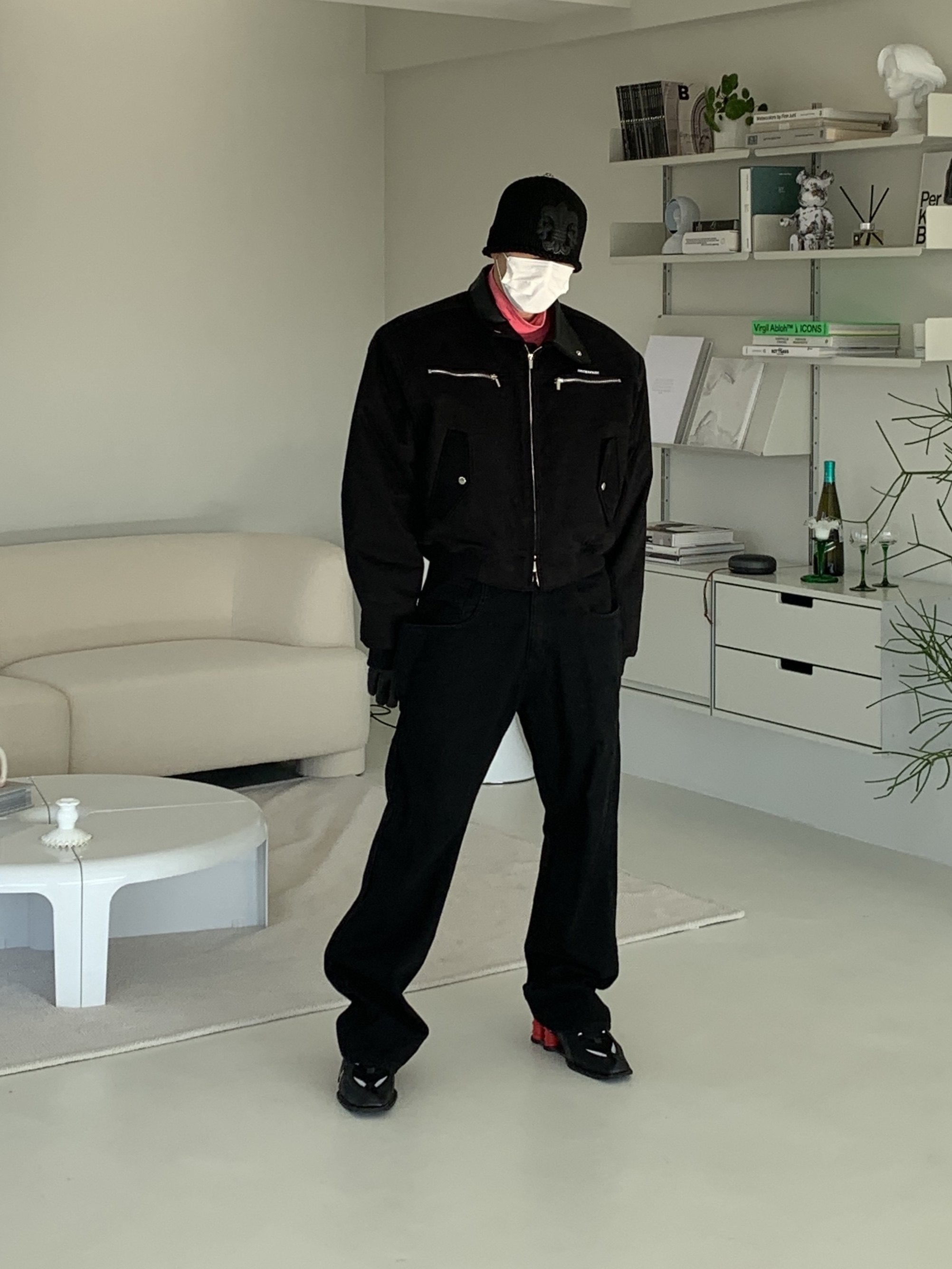 Celine Embroidered Knit Wool Beanie Black, Nike x Martine Rose Shox MR4 Black 착용 스타일 - 5