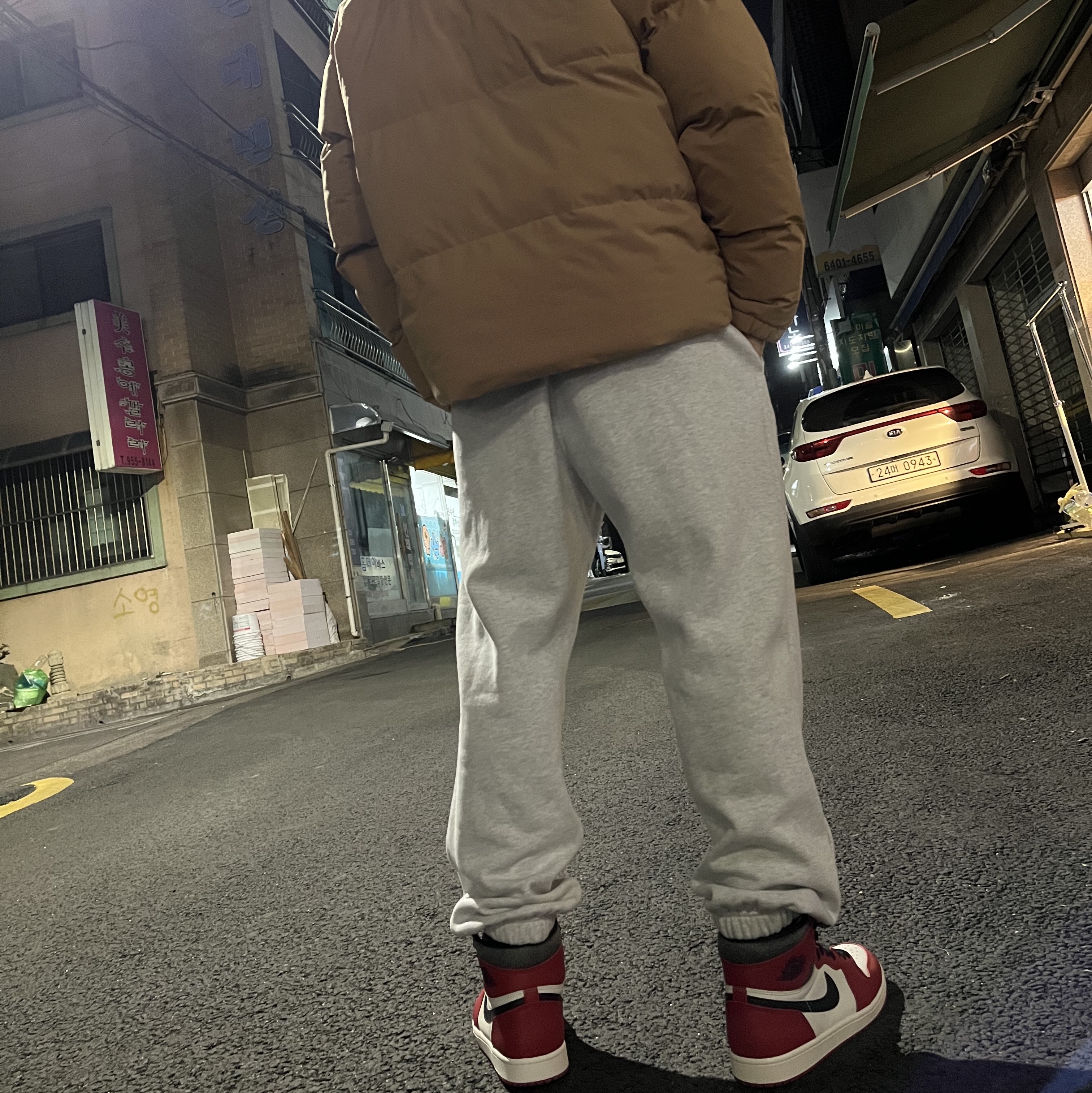 Jordan 1 Retro High OG Chicago 2022 착용 스타일 - 1