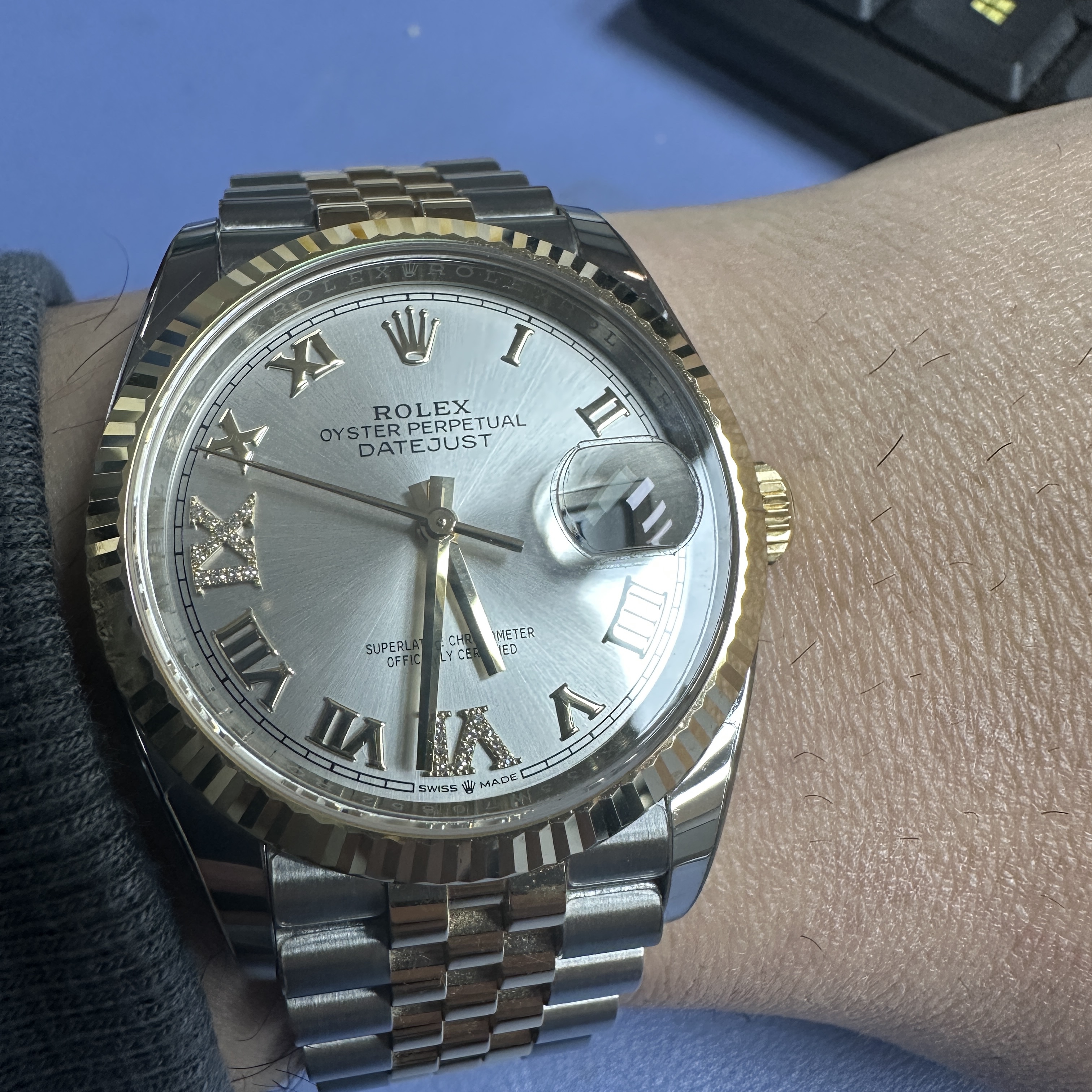 Rolex Datejust 36mm 126233 Silver Roman Diamond-Set Jubilee 착용 스타일