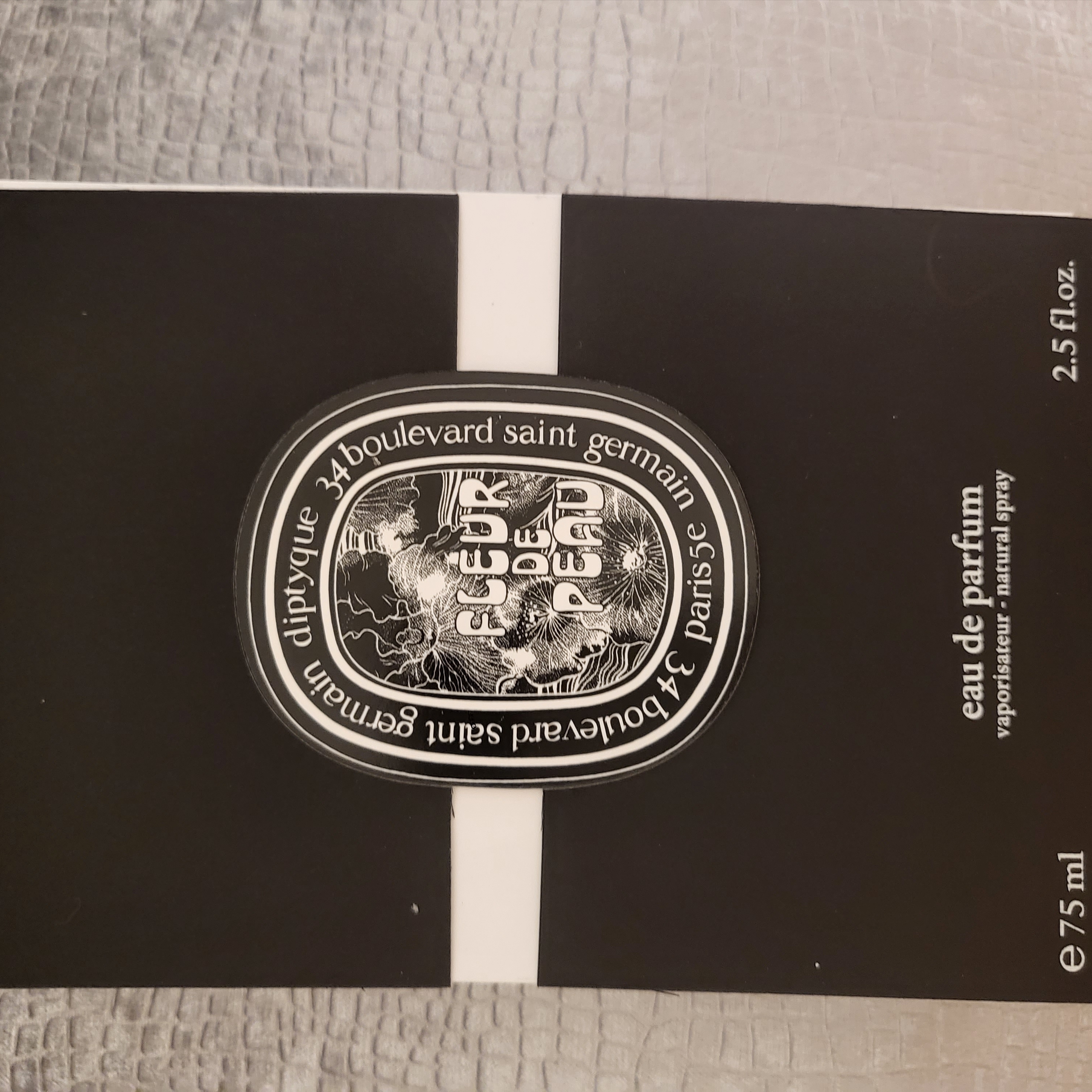 Diptyque Fleur De Peau Eau De Parfum 75ml 착용 스타일