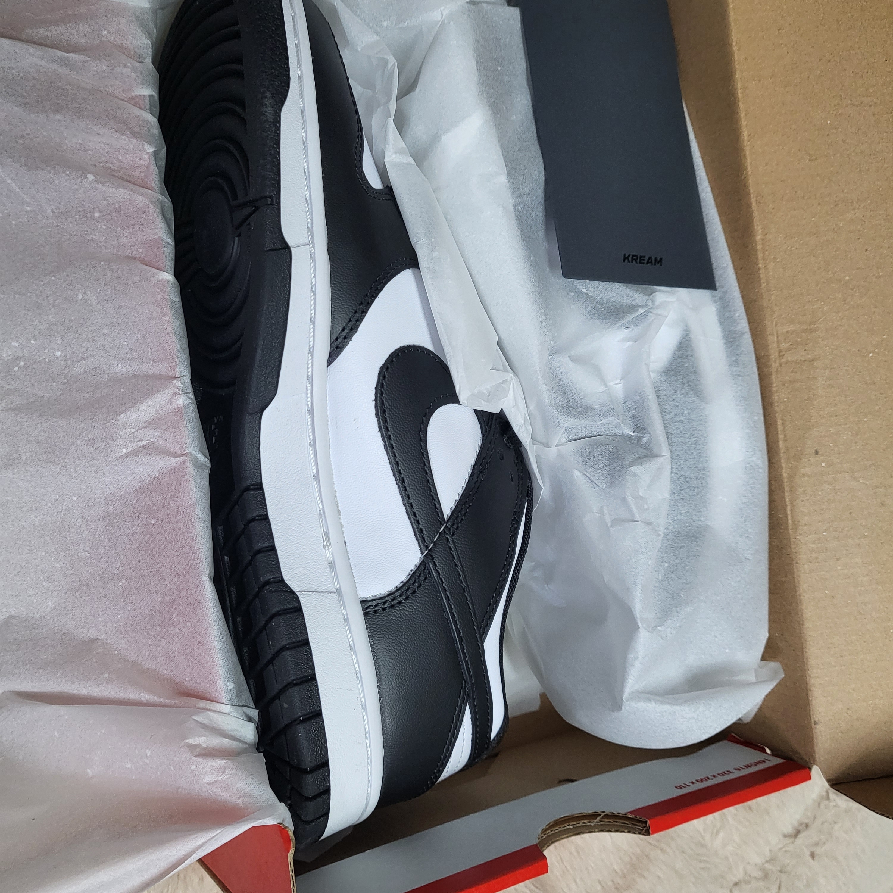 Nike Dunk Low Retro Black 착용 스타일