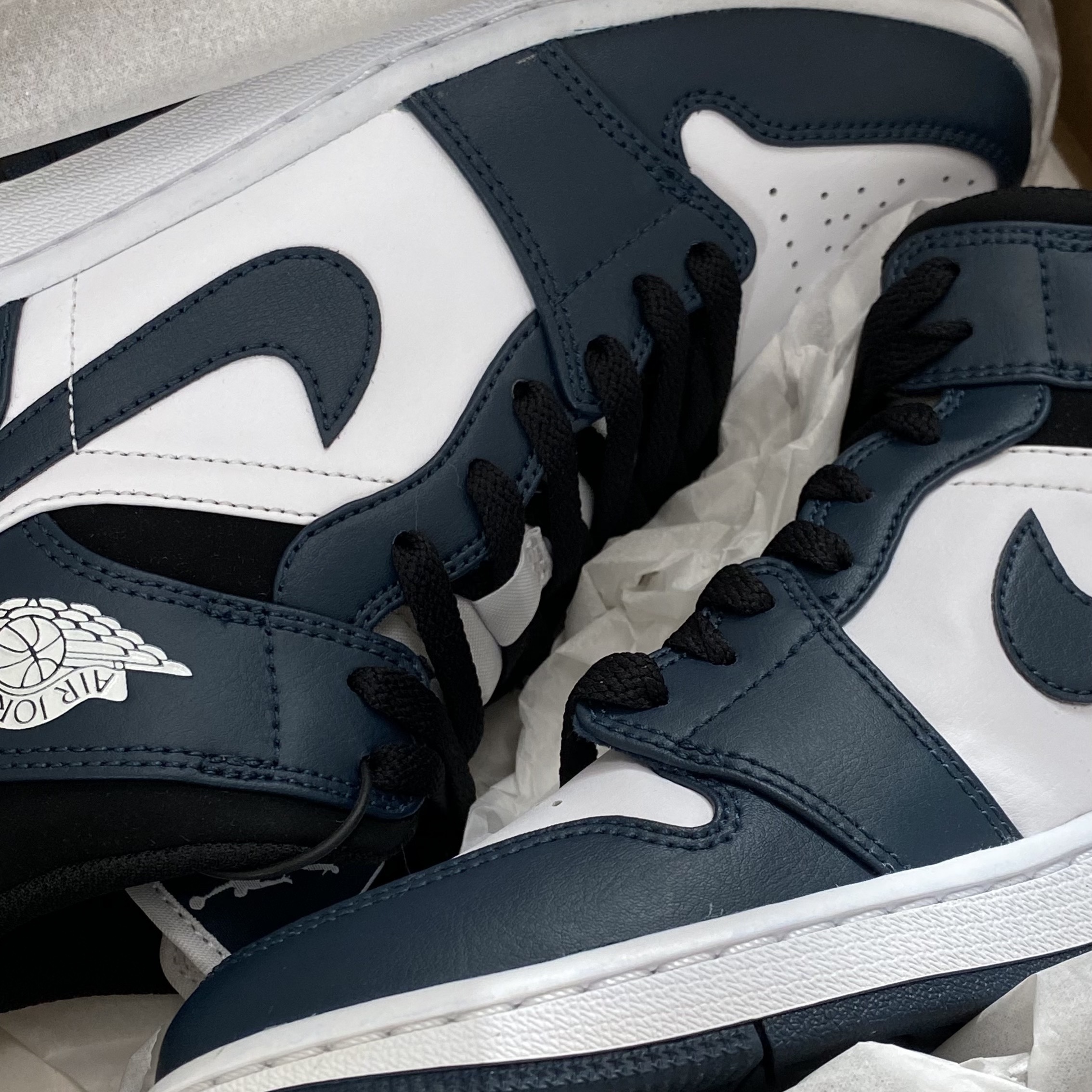 Jordan 1 Mid Dark Teal 착용 스타일