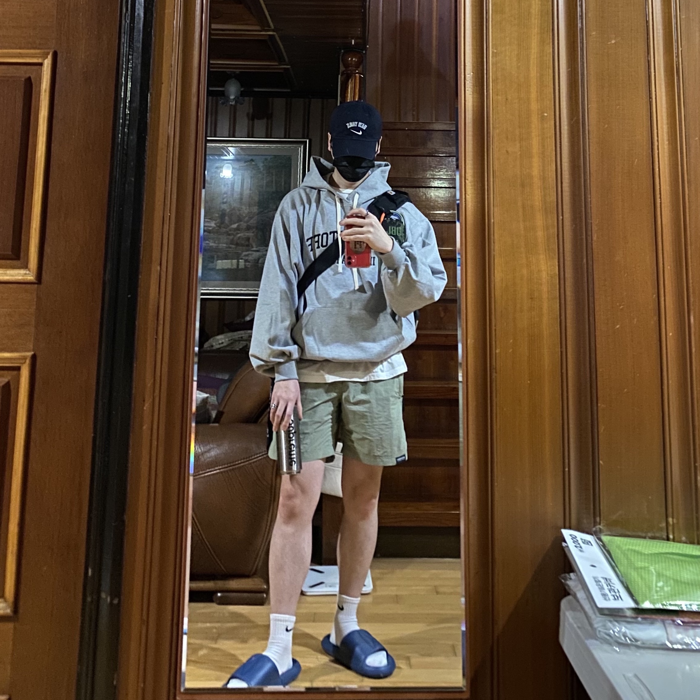 Supreme Webbing Keychain Red - 20FW, Nike Heritage 86 Swoosh MLB New York Yankees Adjustable Cap Pitch Blue 착용 스타일 - 2