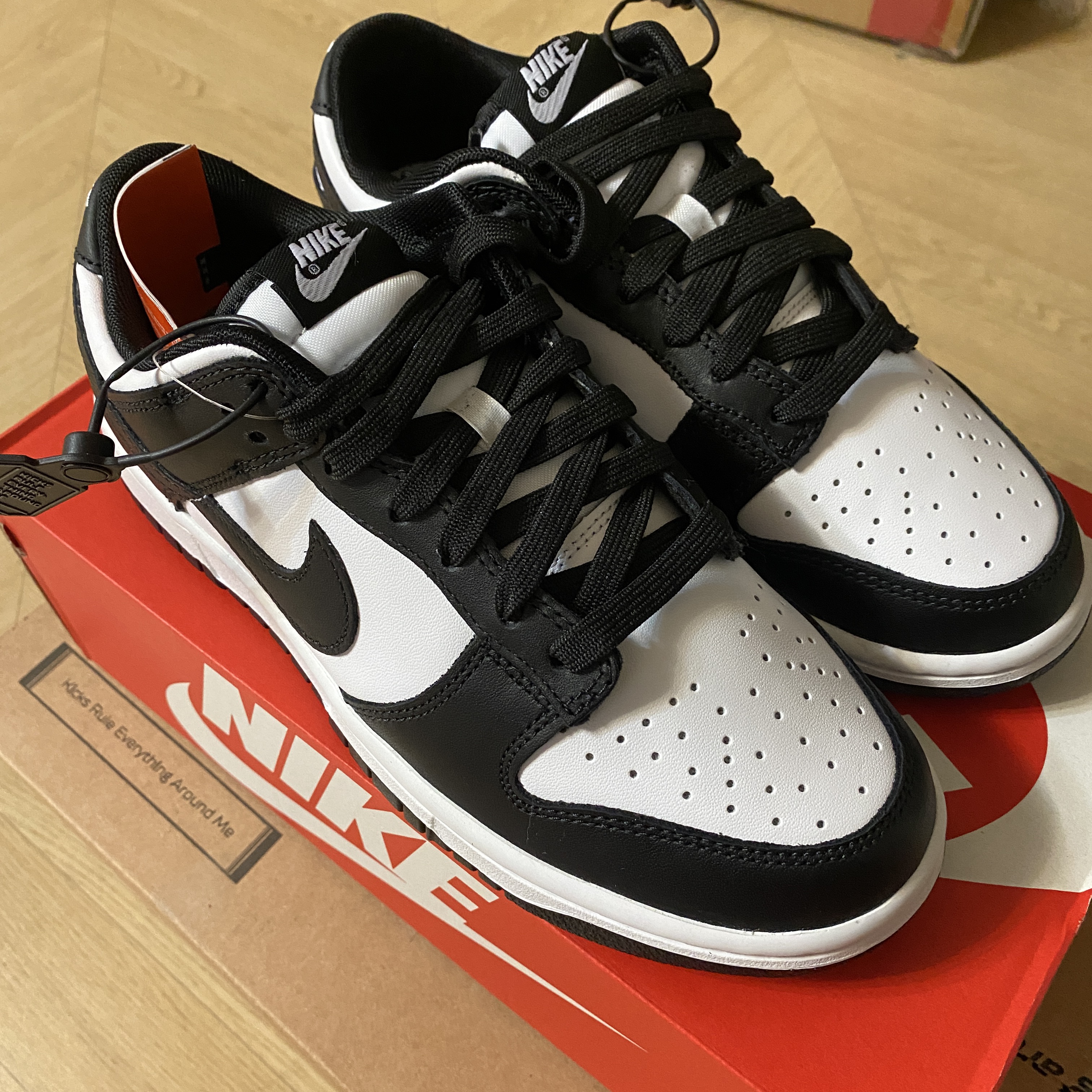 Nike Dunk Low Retro Black 착용 스타일 - 5