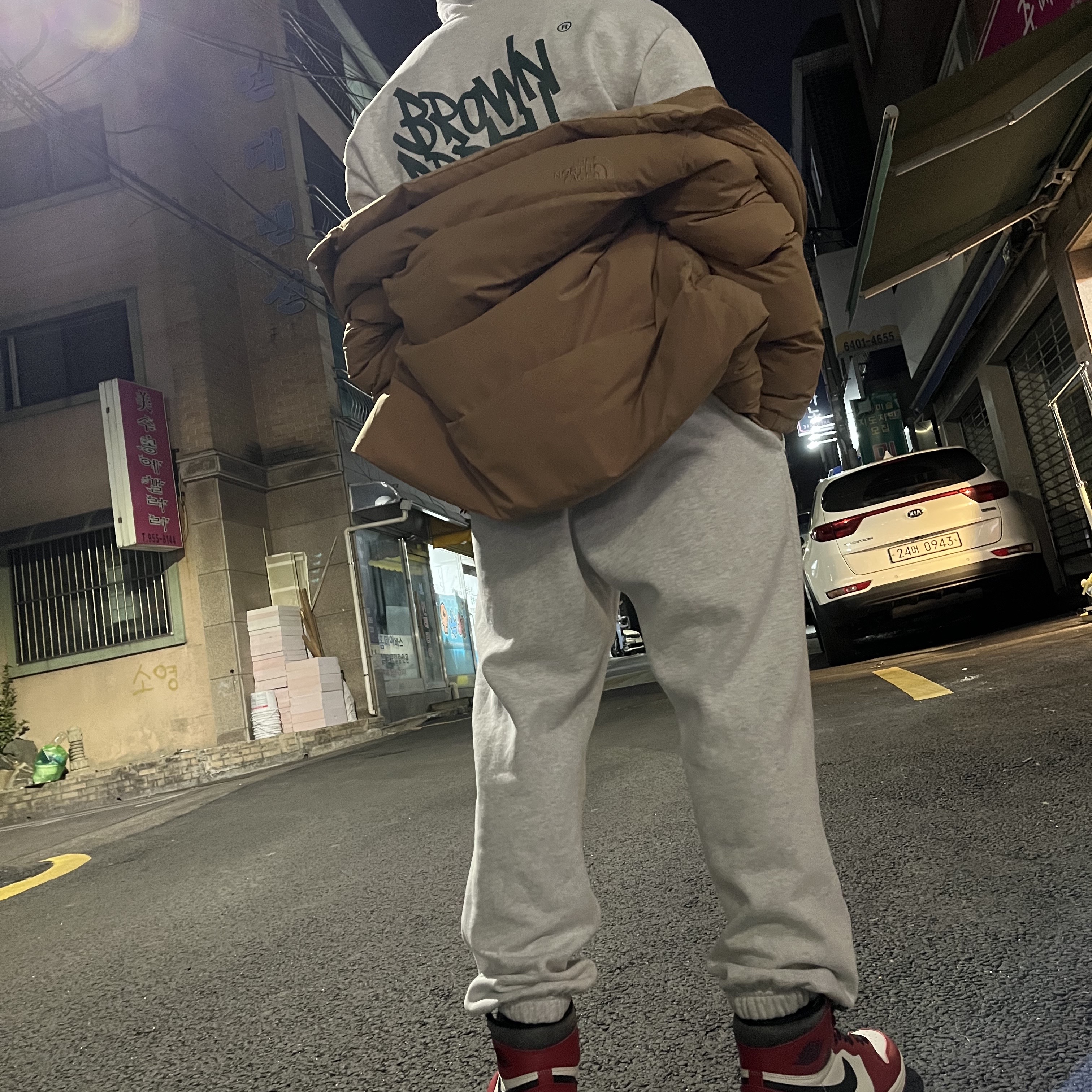 Jordan 1 Retro High OG Chicago 2022 착용 스타일 - 2