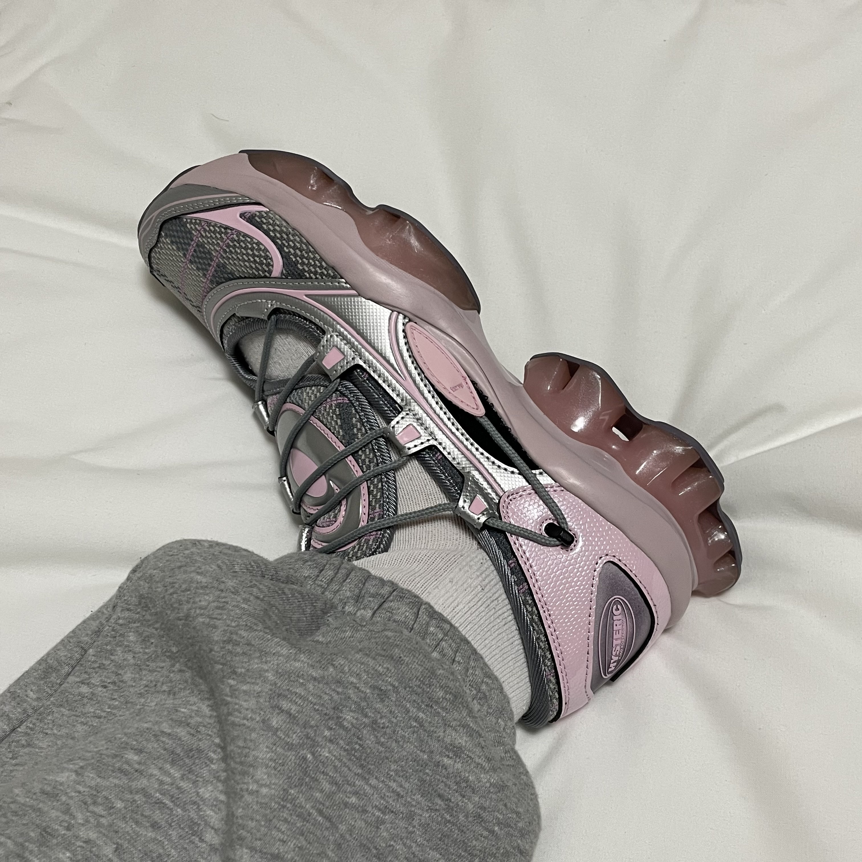 (W) Asics x Kiko Kostadinov x Hysteric Glamour Gel-Quantum Cotton Candy 착용 스타일