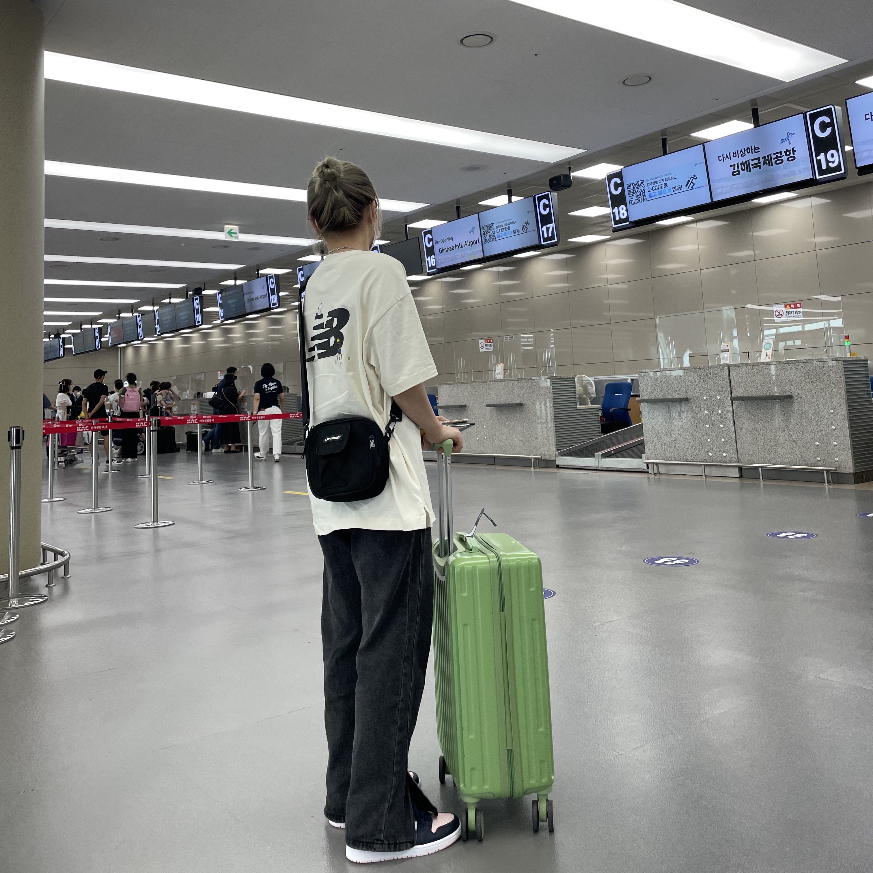 (W) Jordan 1 Retro High OG Atmosphere 착용 스타일