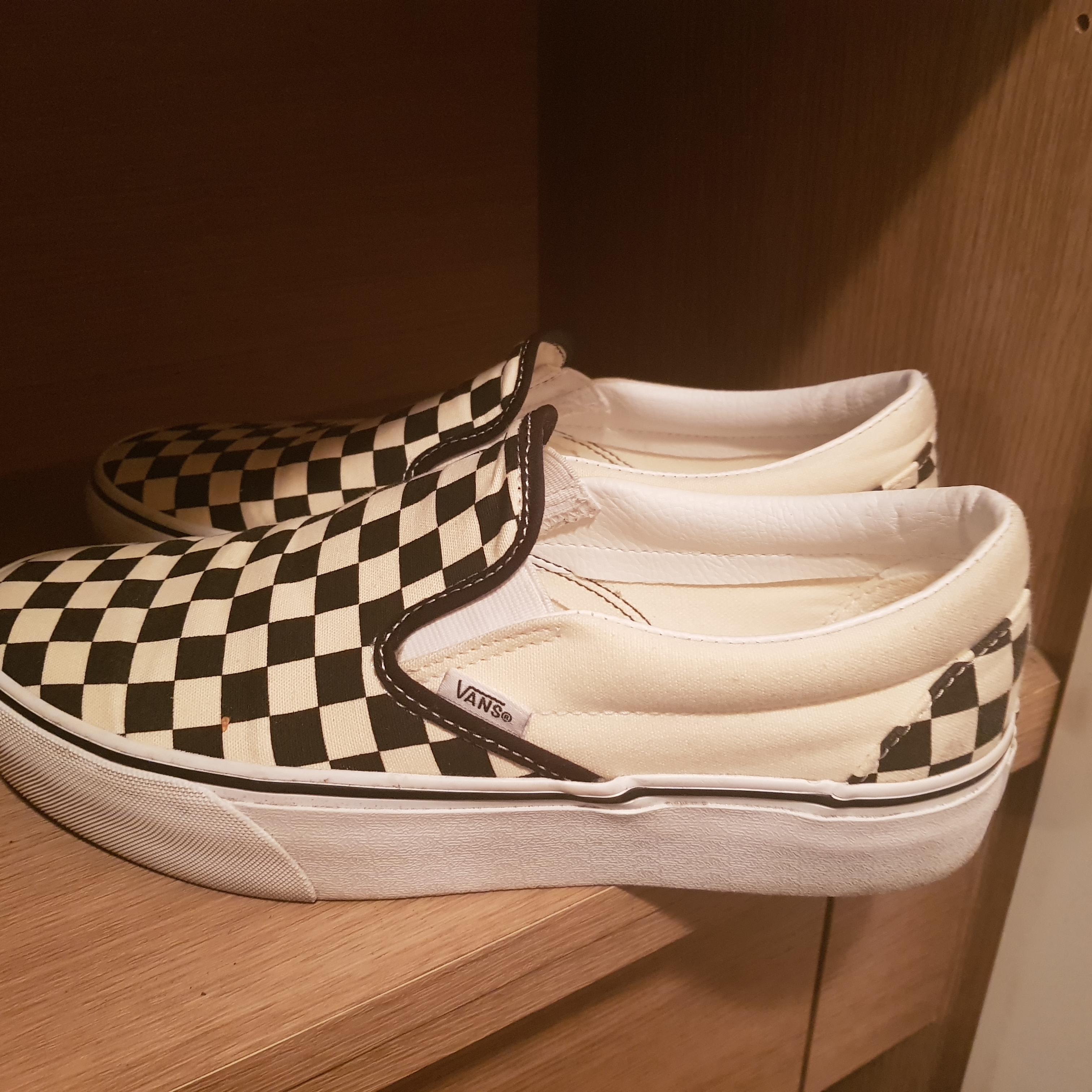 Vans Classic Slip-On Platform Checkerboard 착용 스타일