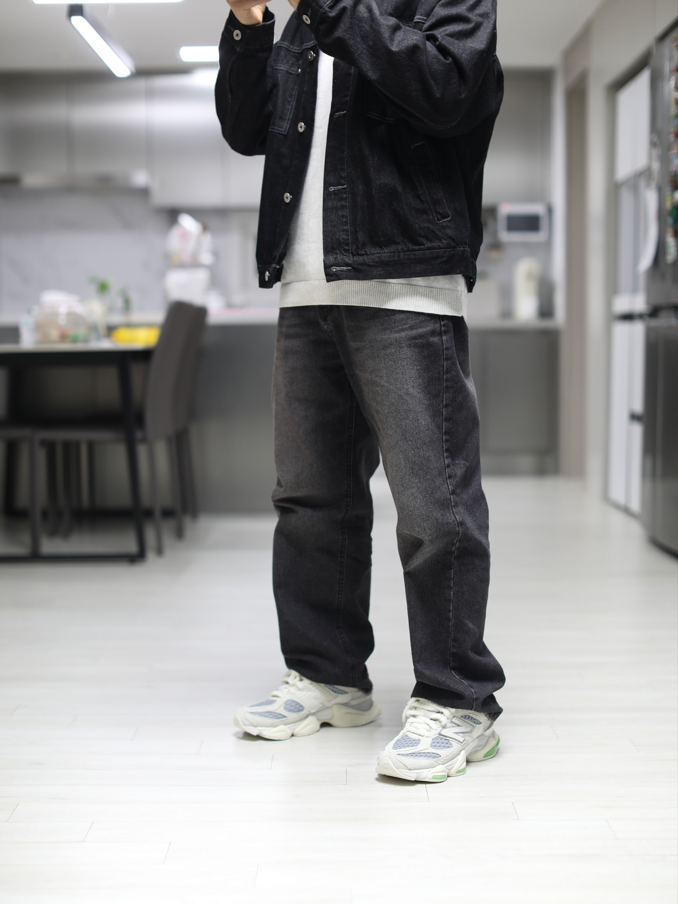 New Balance x Bricks & Wood 9060 Angora Rain Cloud 착용 스타일 - 1
