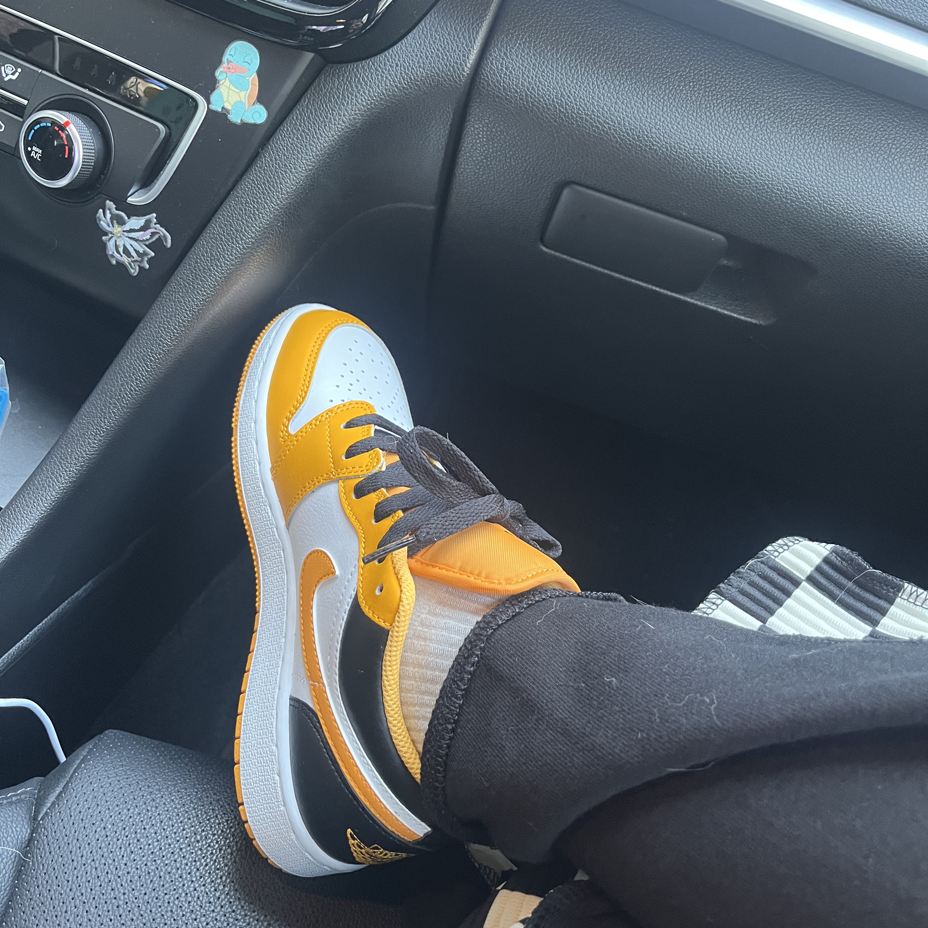 (GS) Jordan 1 Low Taxi 착용 스타일