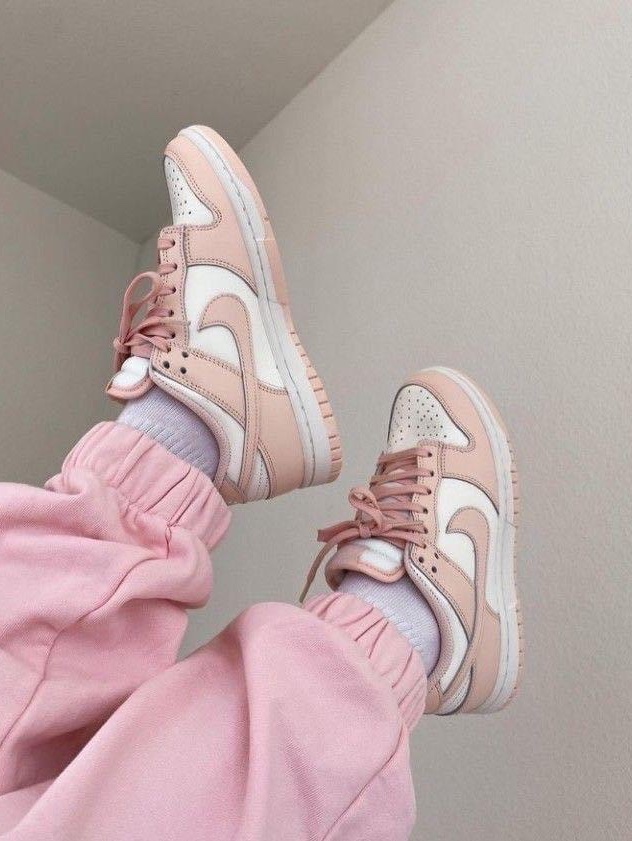 (W) Nike Dunk Low Orange Pearl 착용 스타일