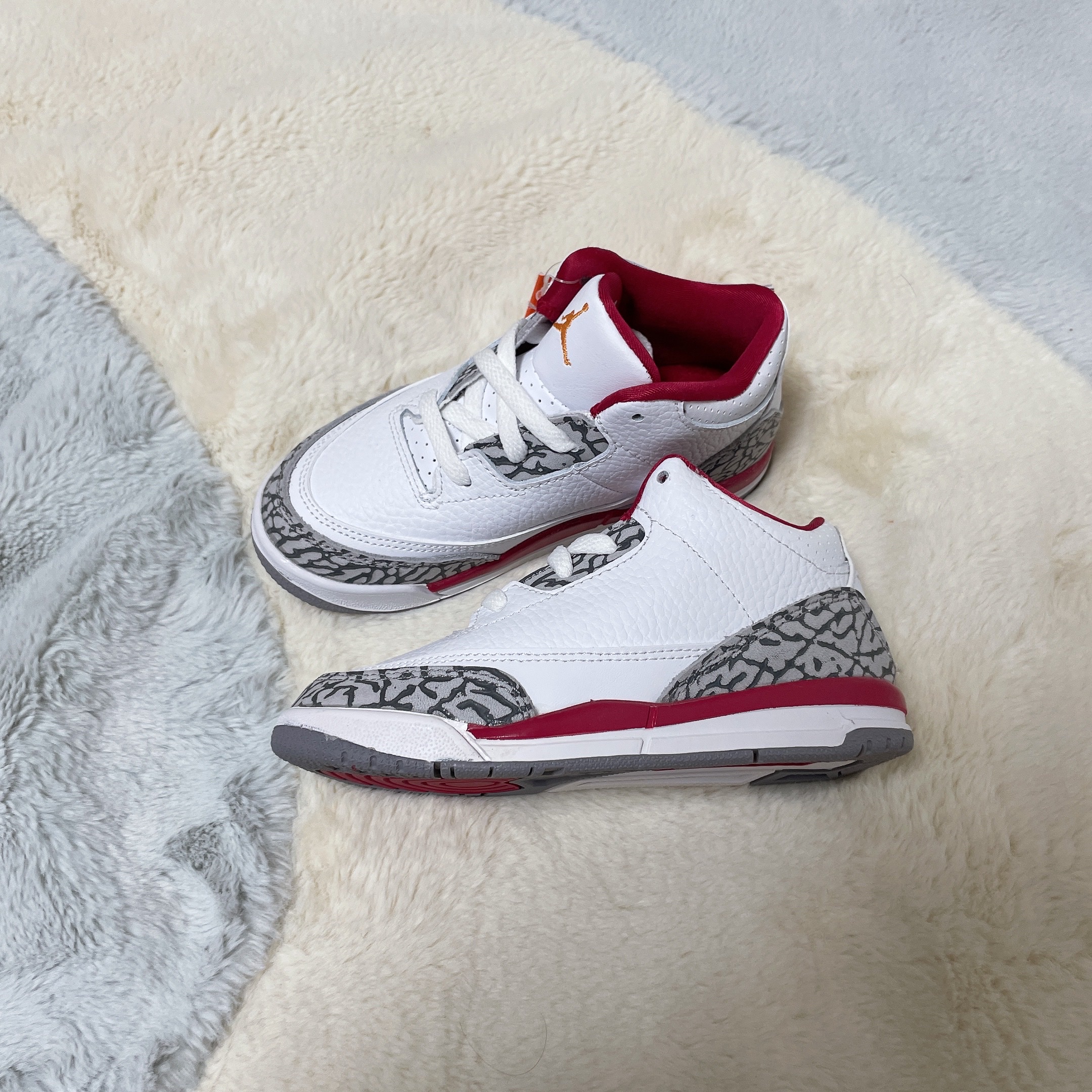 (TD) Jordan 3 Retro Cardinal Red 착용 스타일 - 2