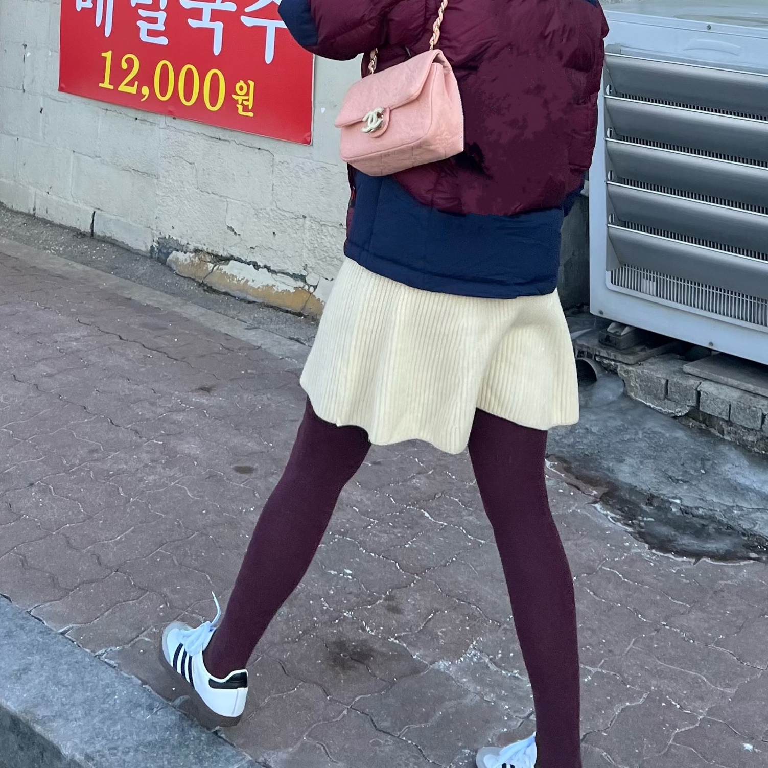 Adidas Samba Vegan White Black 착용 스타일 - 1