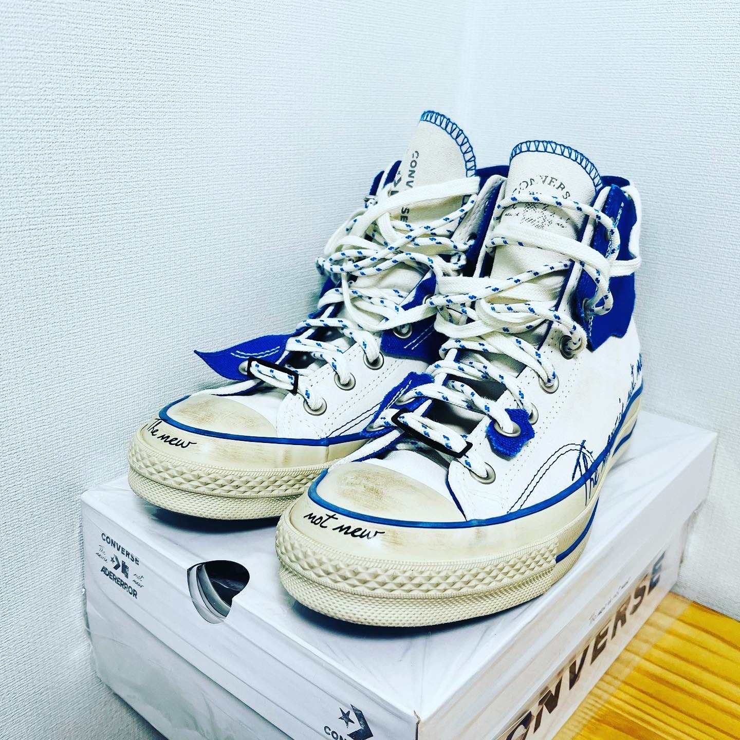 Converse x Ader Error Chuck 70 High White 착용 스타일 - 1