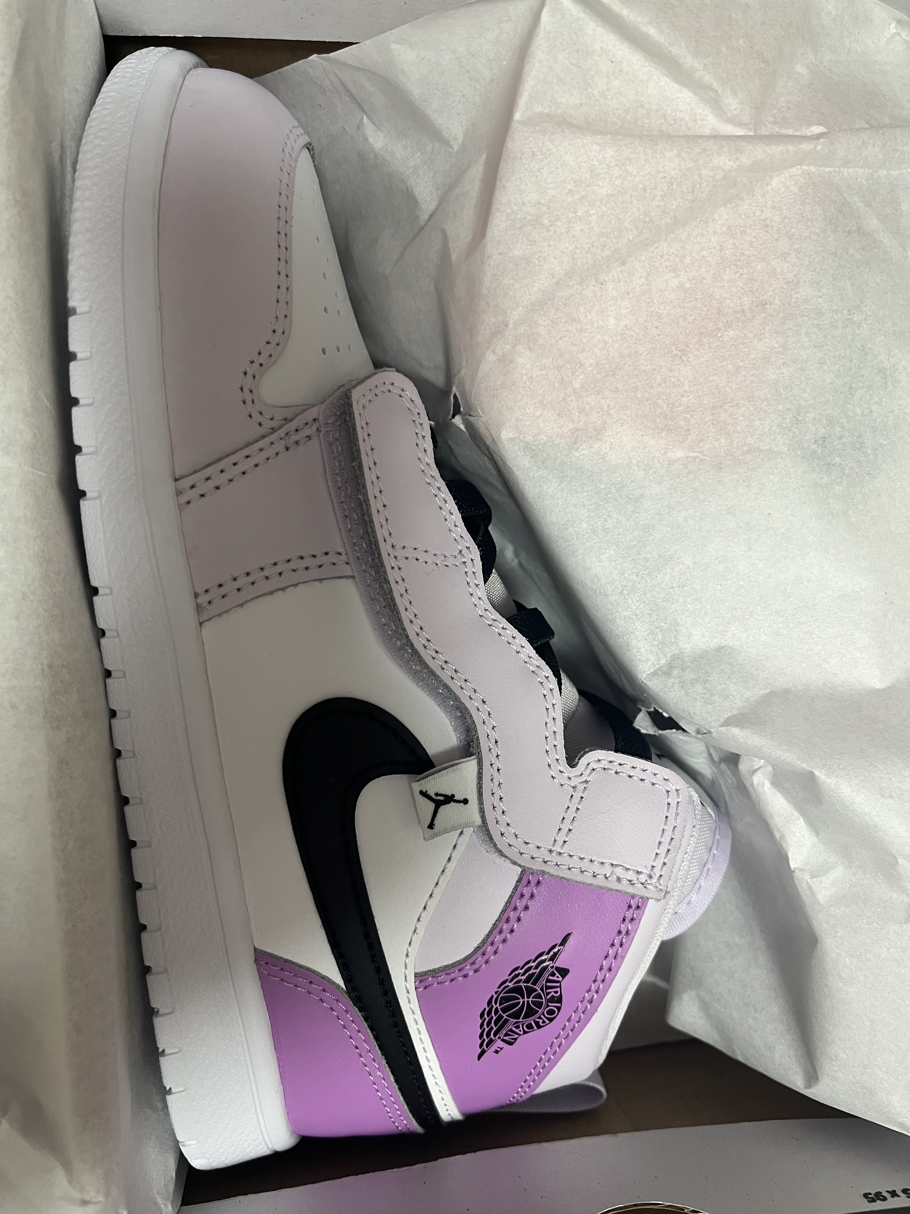 (PS) Jordan 1 Mid Alt Barely Grape Rush Fuchsia 착용 스타일