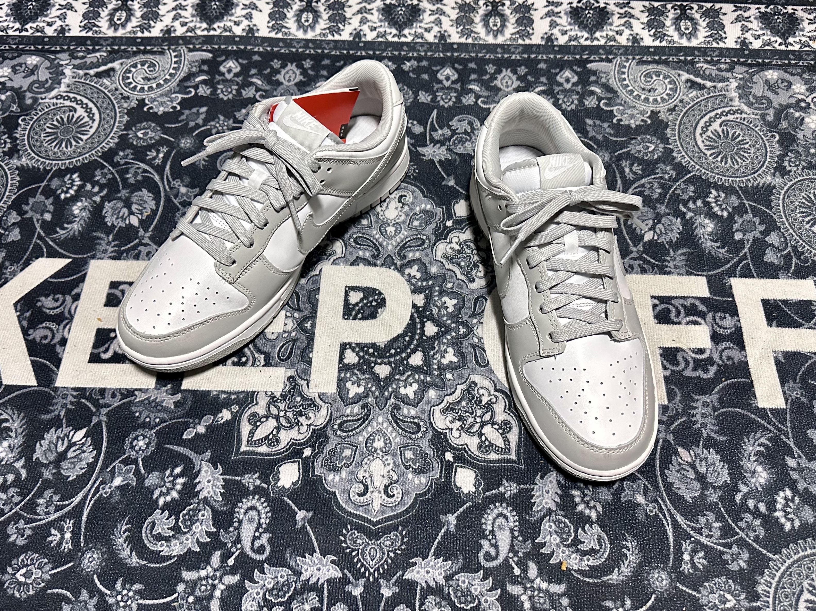 Nike Dunk Low Retro Grey Fog 착용 스타일