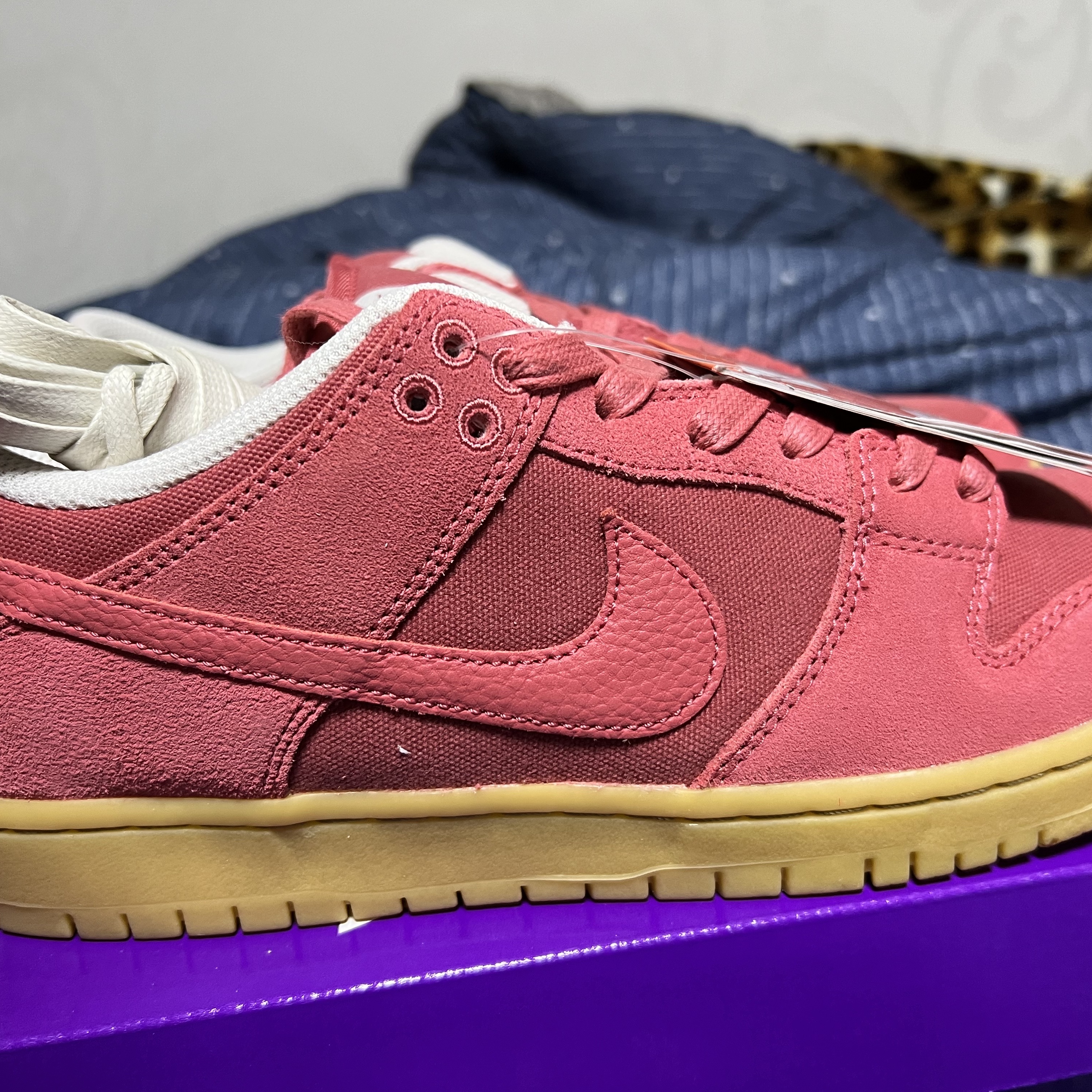 Nike SB Dunk Low Adobe 착용 스타일 - 2
