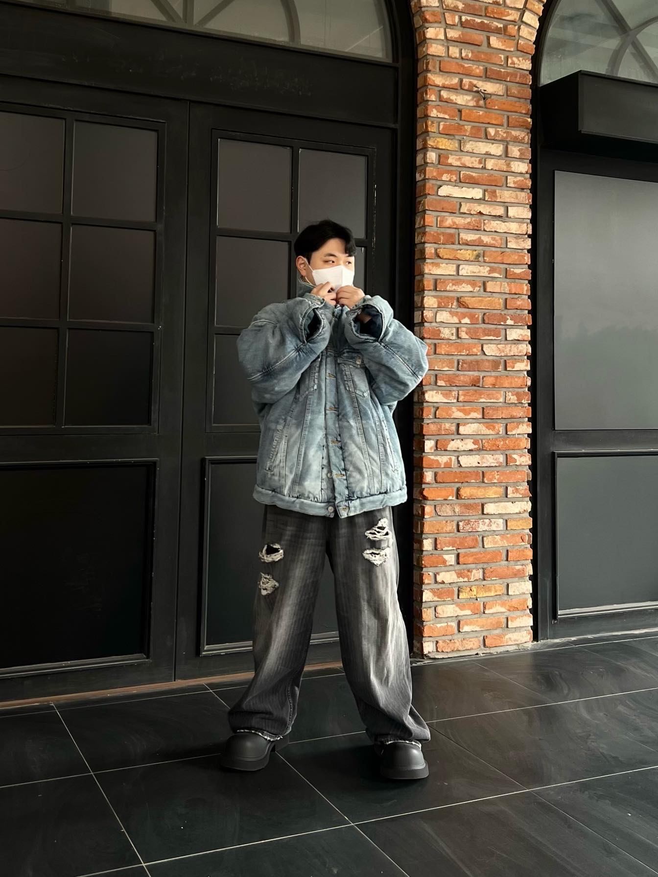 Balenciaga Padded Japanese Denim Jacket Indigo, Balenciaga Steroid Derby Black 착용 스타일 - 1