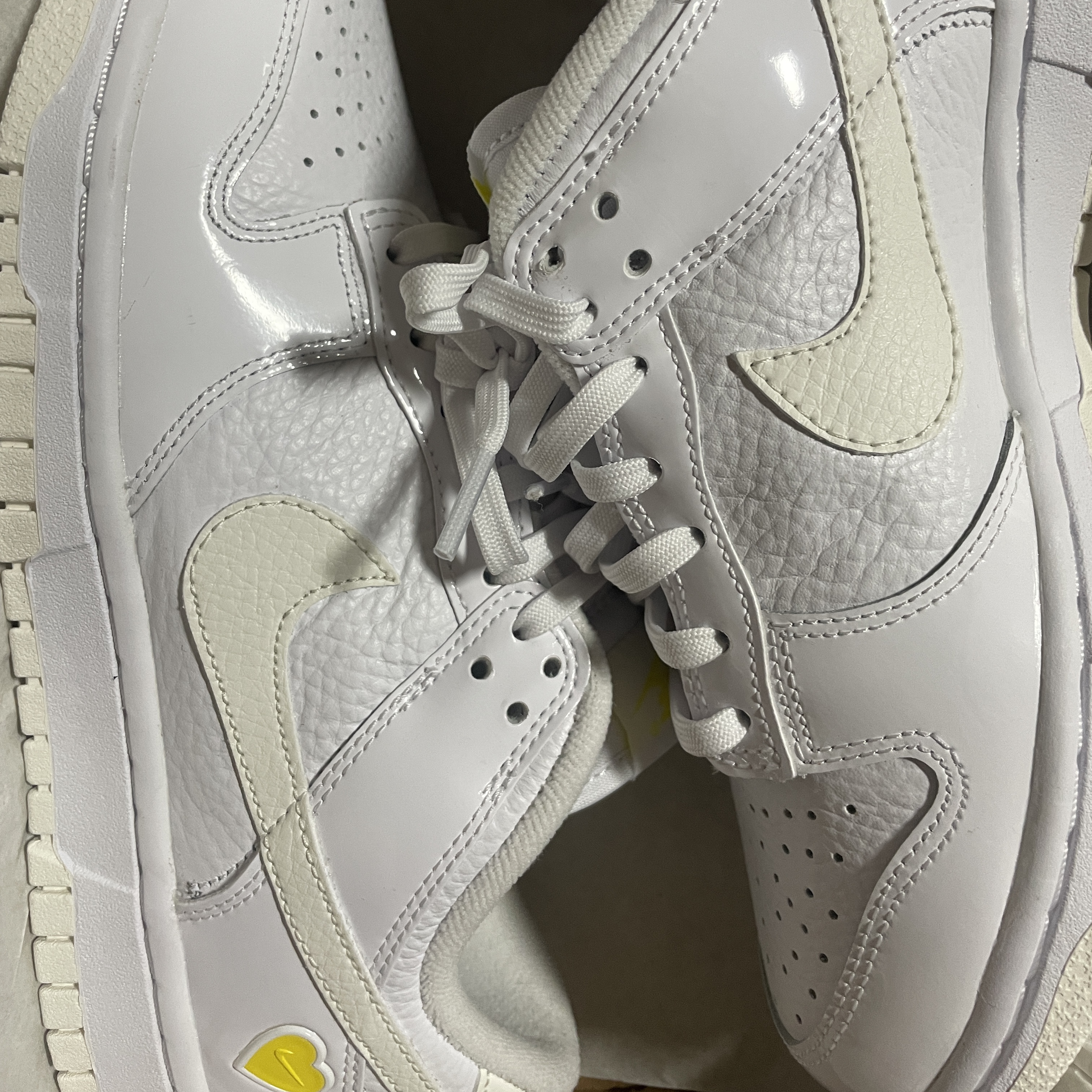 (W) Nike Dunk Low Valentine's Day White Optic Yellow 착용 스타일