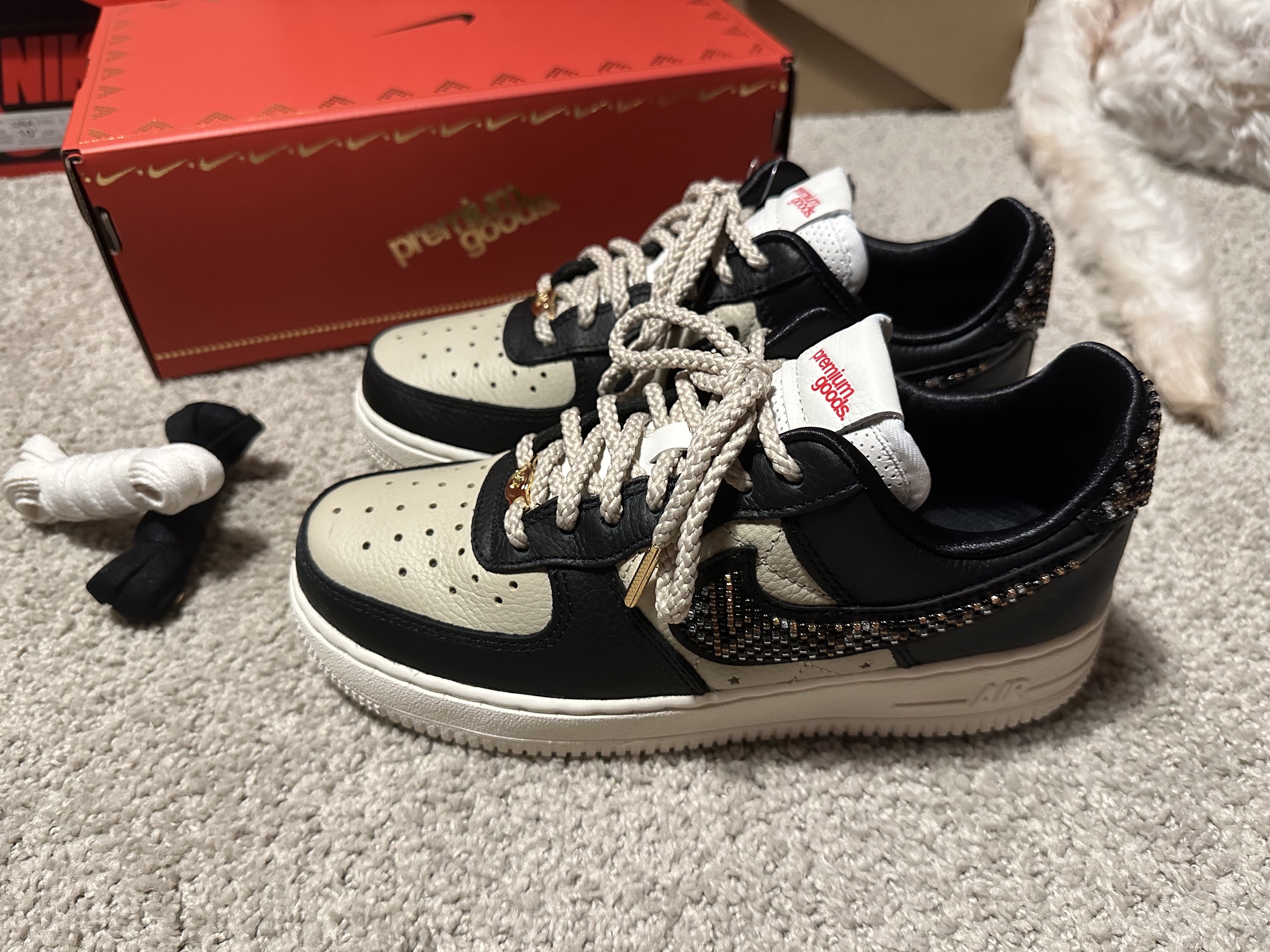 (W) Nike x Premium Goods Air Force 1 Low Black Sand 착용 스타일 - 1