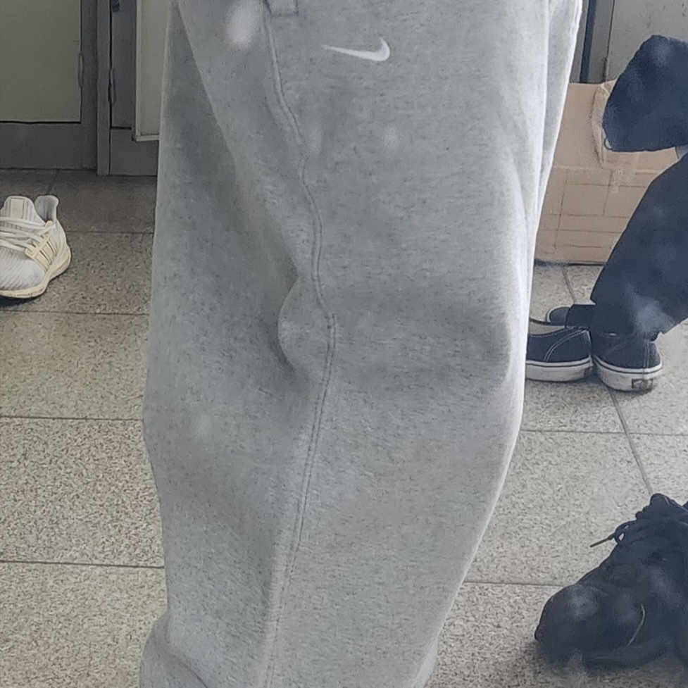 Nike NRG Solo Swoosh Fleece Pants Dark Grey Heather - Asia 착용 스타일 - 2