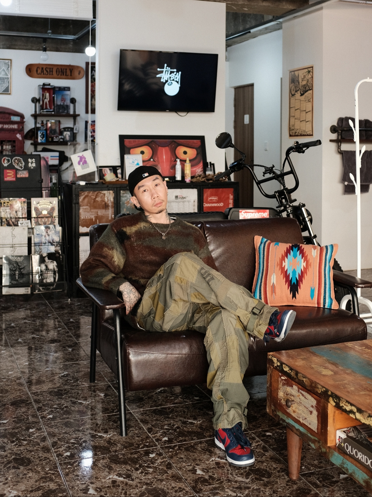 Supreme x Comme des Garcons Junya Watanabe Man Brushed Camo Sweater Olive - 21FW, Supreme x Comme des Garcons Junya Watanabe Man Patchwork Cargo Pants Olive - 21FW 착용 스타일 - 4