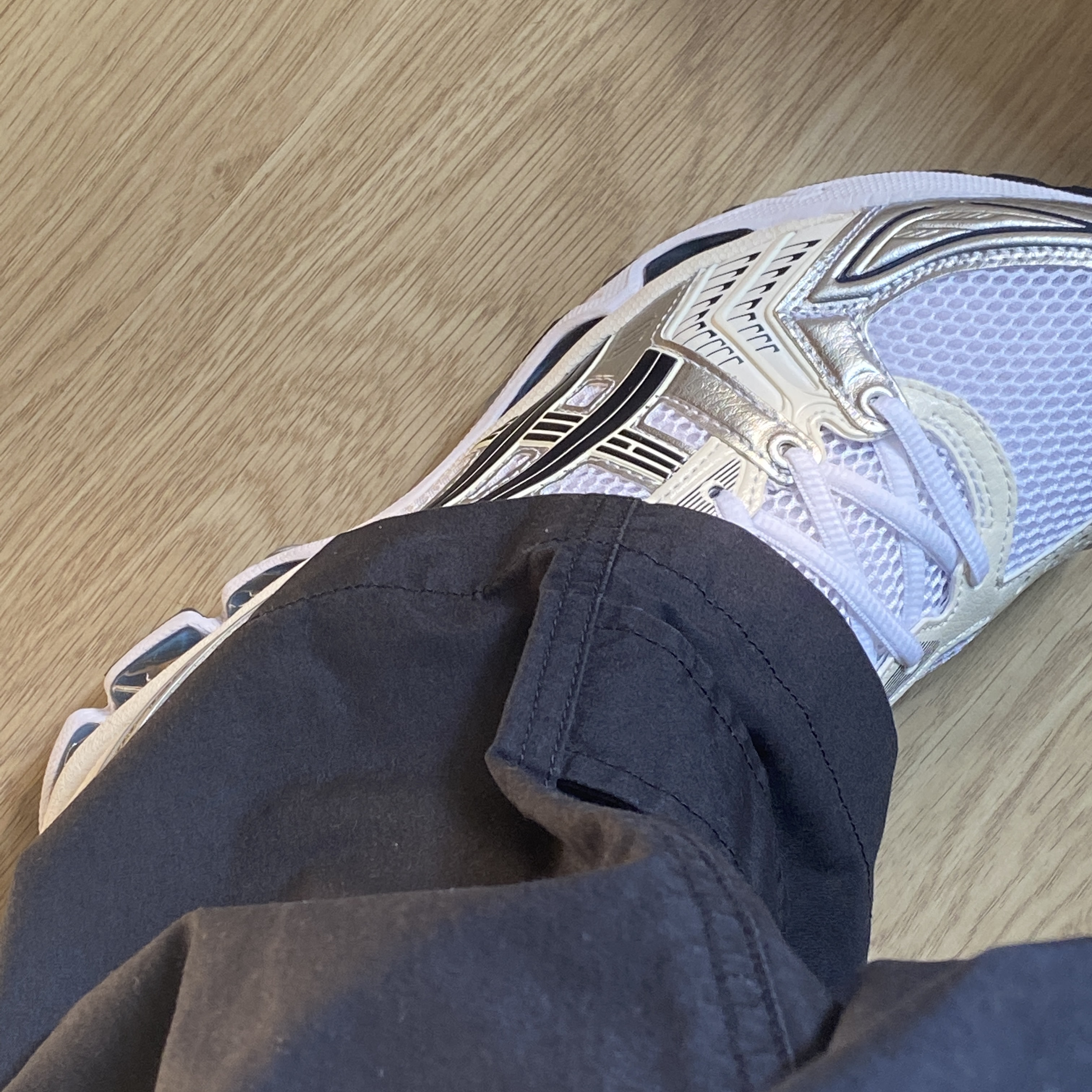 (W) Asics Gel-Kayano 14 White Midnight 착용 스타일