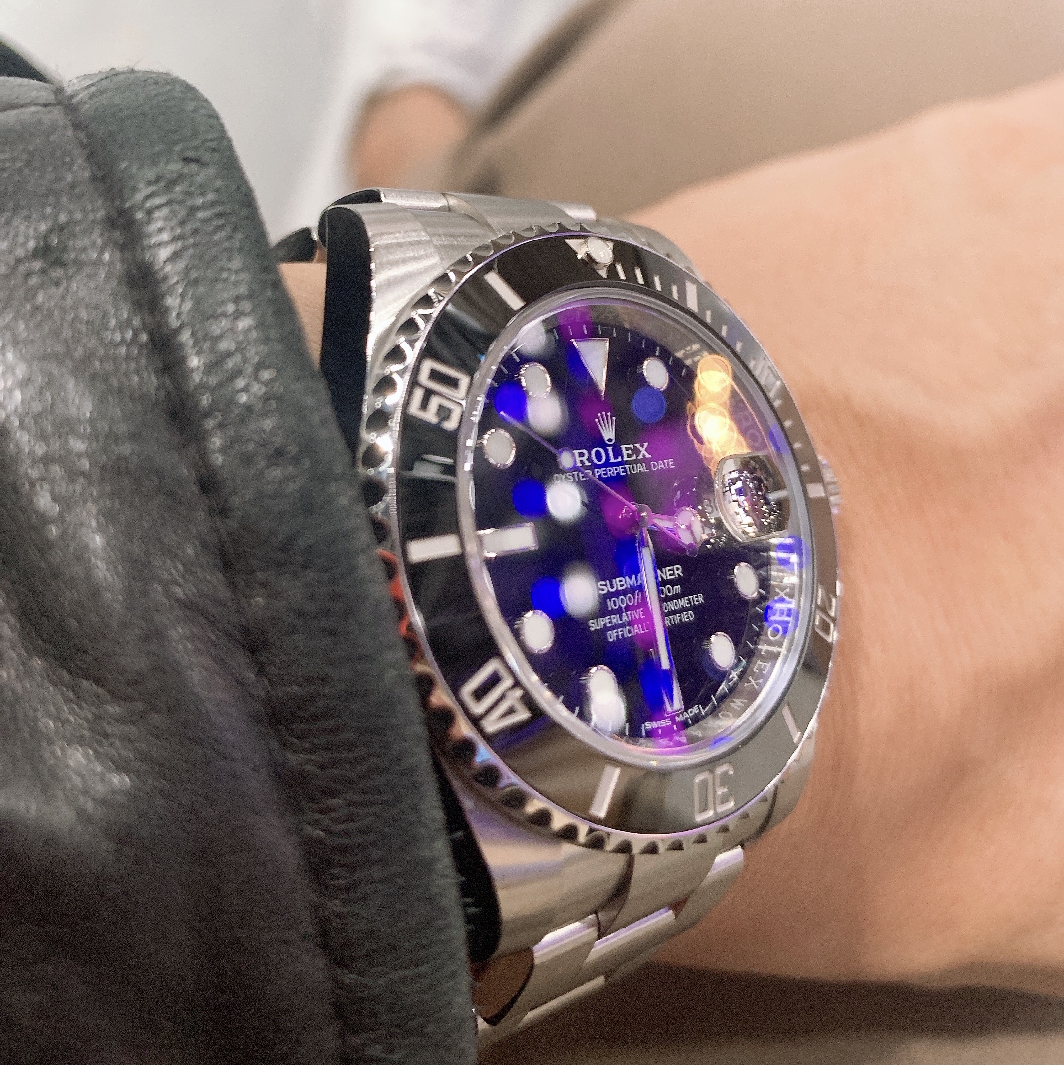 Rolex Submariner Date 40mm 116610LN Black Oyster 착용 스타일 - 2