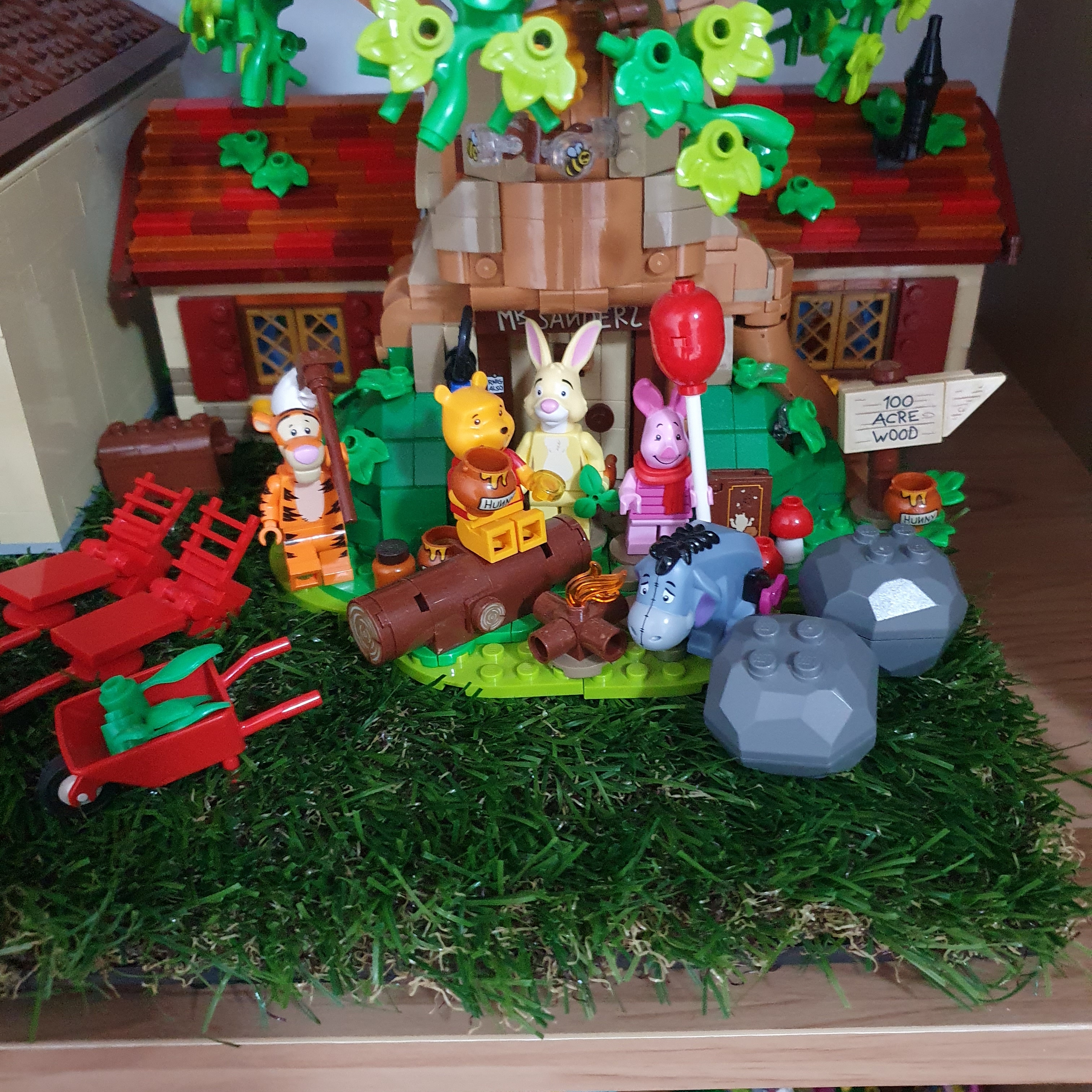 Lego Disney Winnie the Pooh, Lego The Simpsons House 착용 스타일 - 2