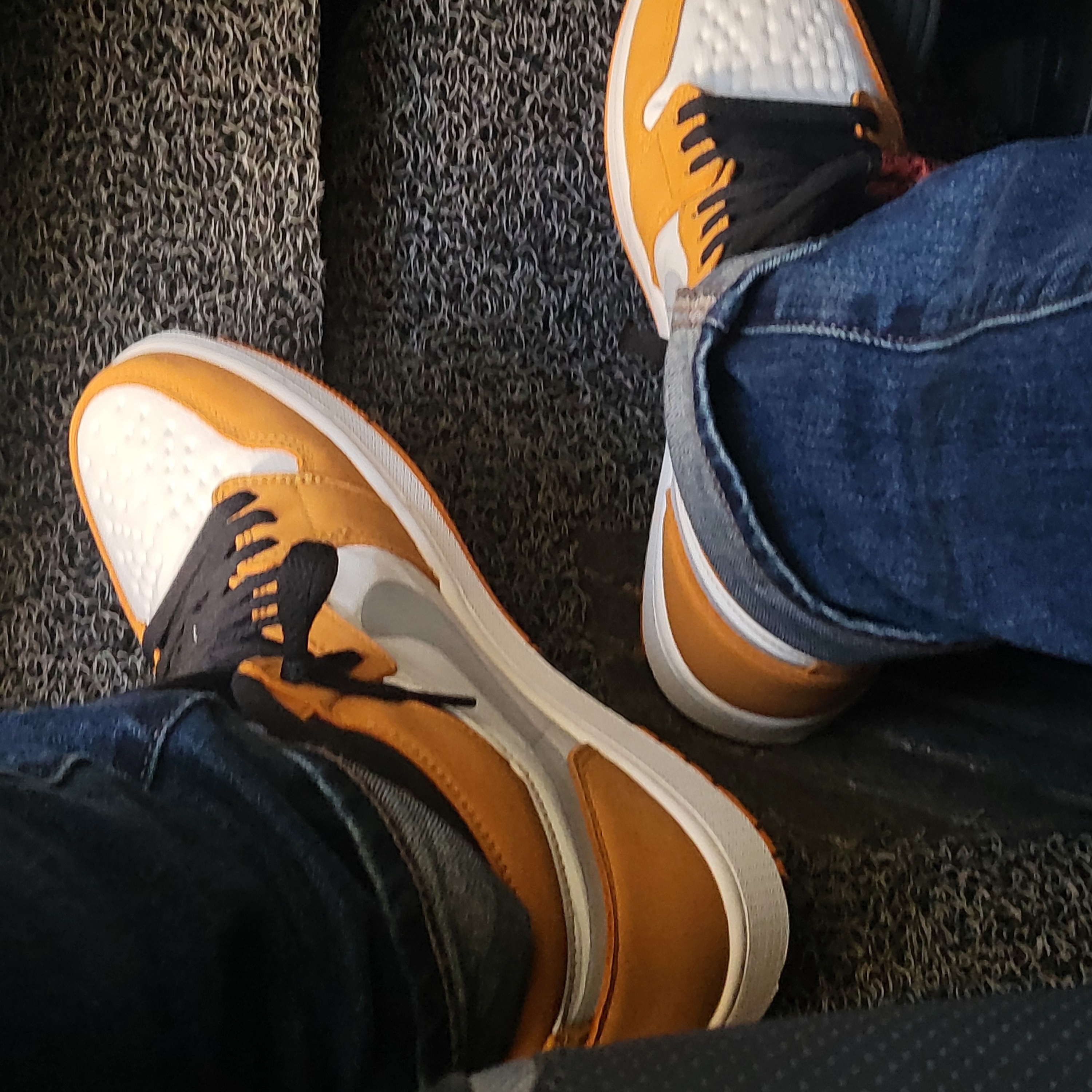 Jordan 1 Element Gore-Tex Light Curry 착용 스타일 - 2