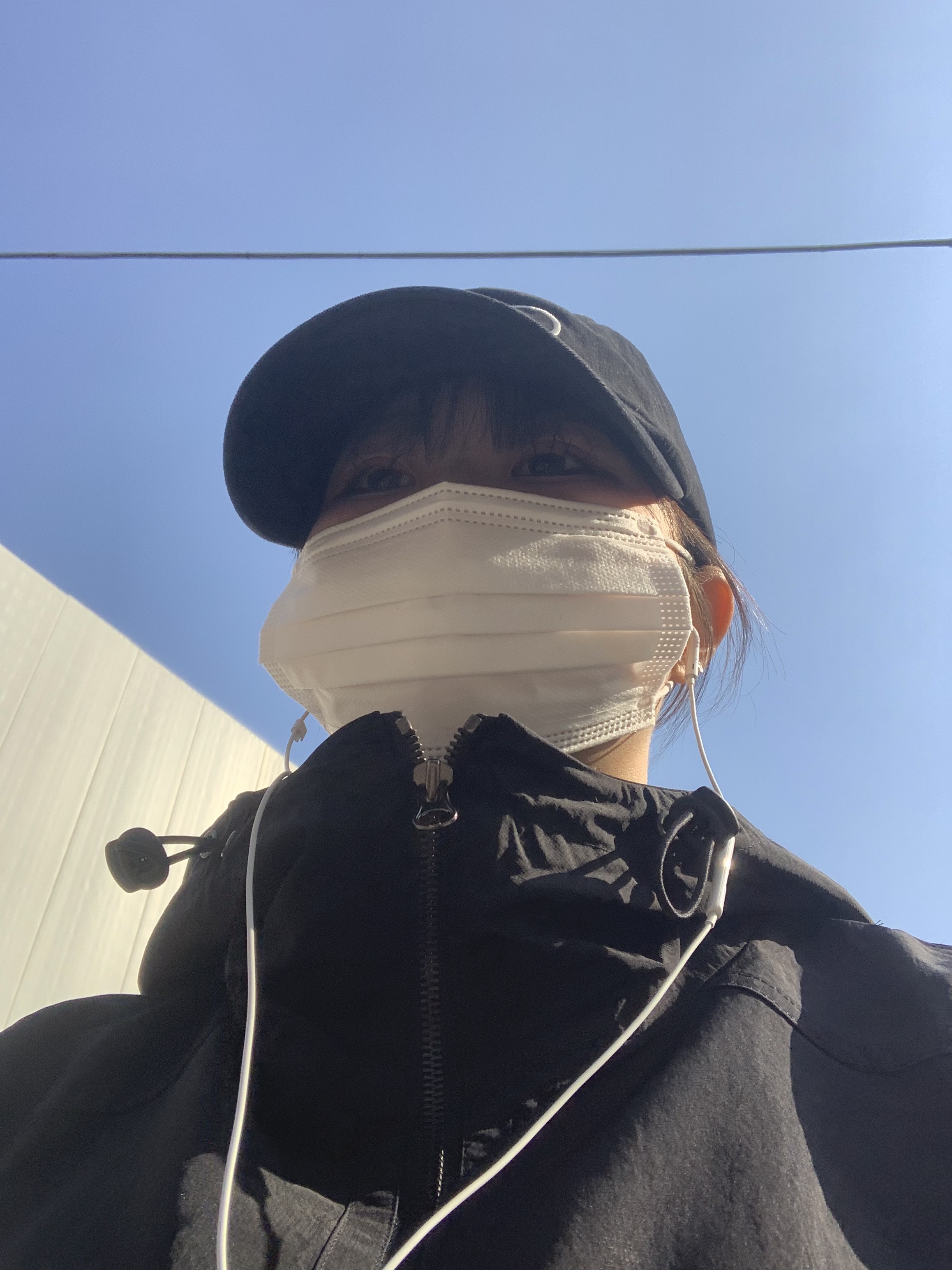 Dada Logo Cap Black White, Arc'teryx Mantis 2 Waistpack Black 착용 스타일 - 3
