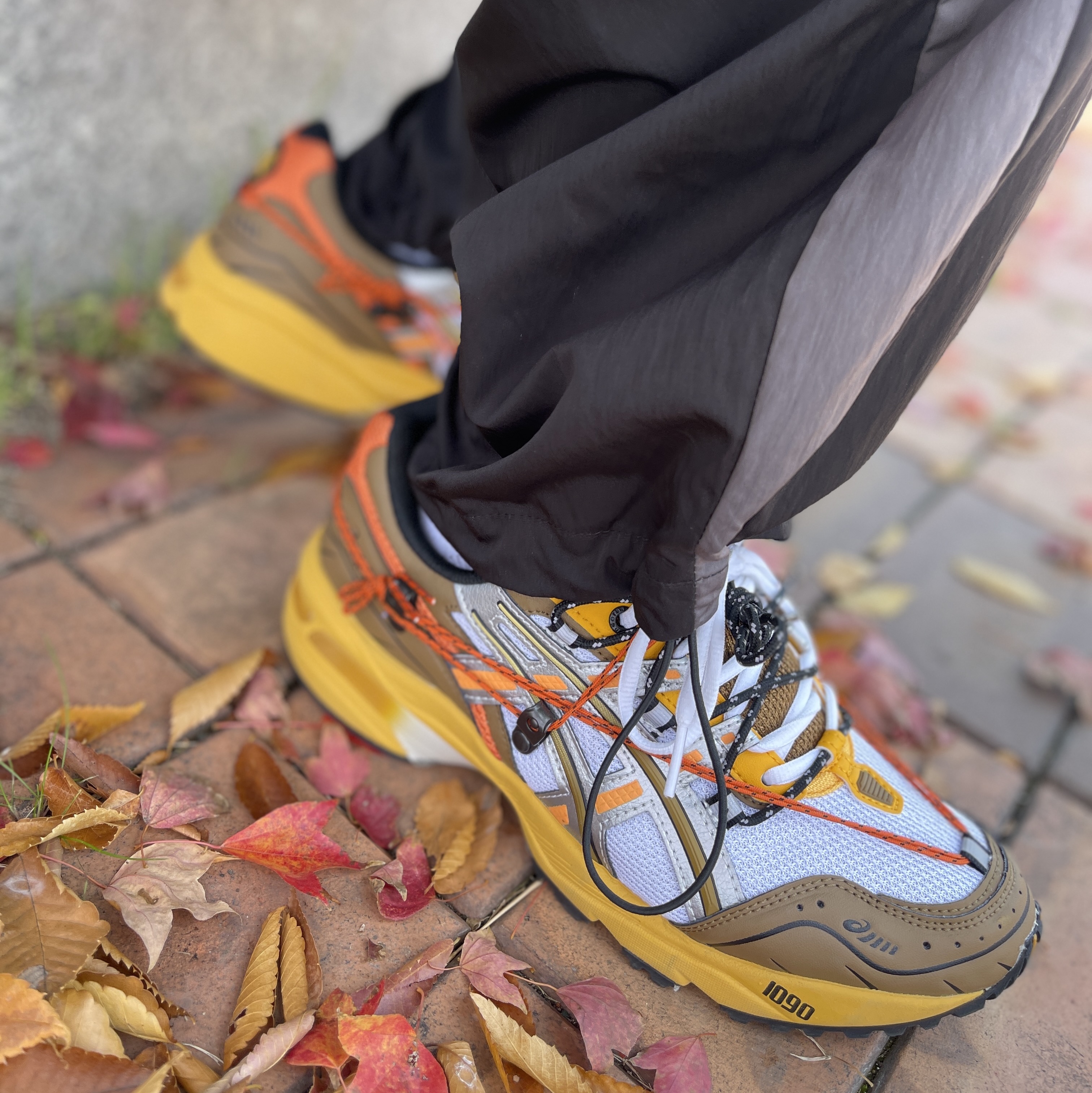 Asics x Andersson Bell Gel-1090 White Orange, Palace Cordura Double Diamond Shot Bag Black - 21FW 착용 스타일 - 2