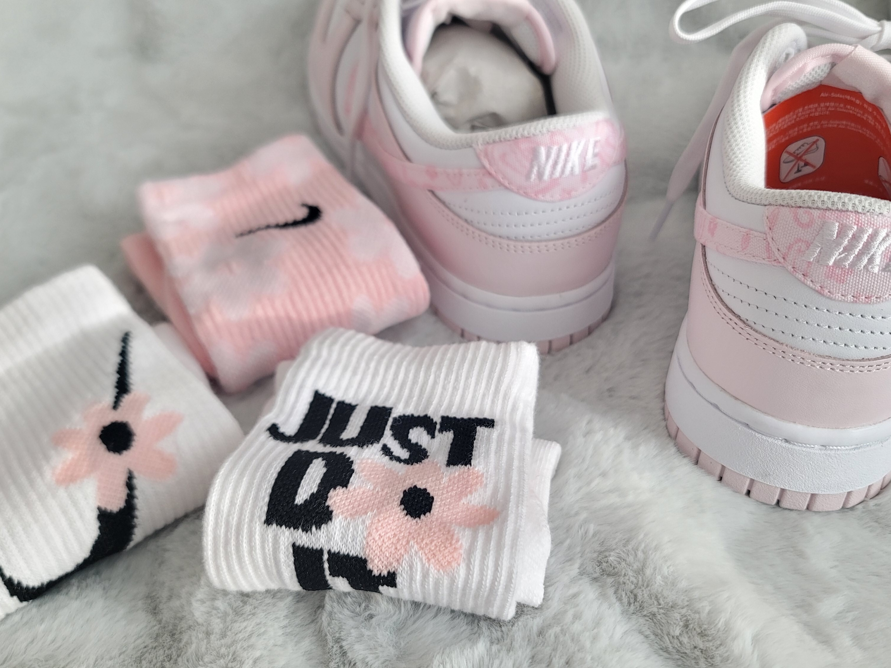 (Kids) Nike Everyday Plus Socks Pink White (6 Pack/Korean Ver.), (W) Nike Dunk Low Pearl Pink 착용 스타일 - 2