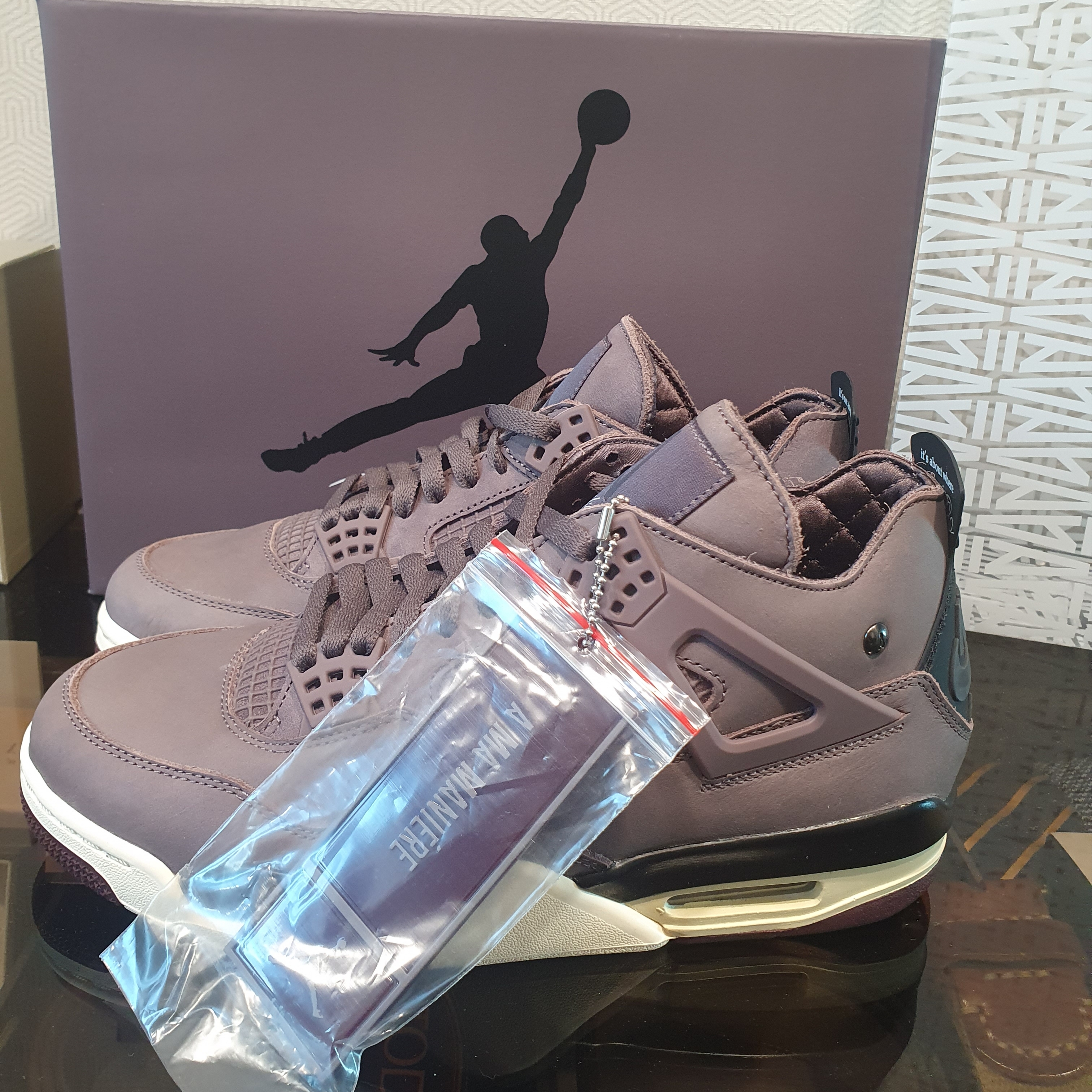 Jordan 4 x A Ma Maniere Retro Violet Ore 착용 스타일 - 2