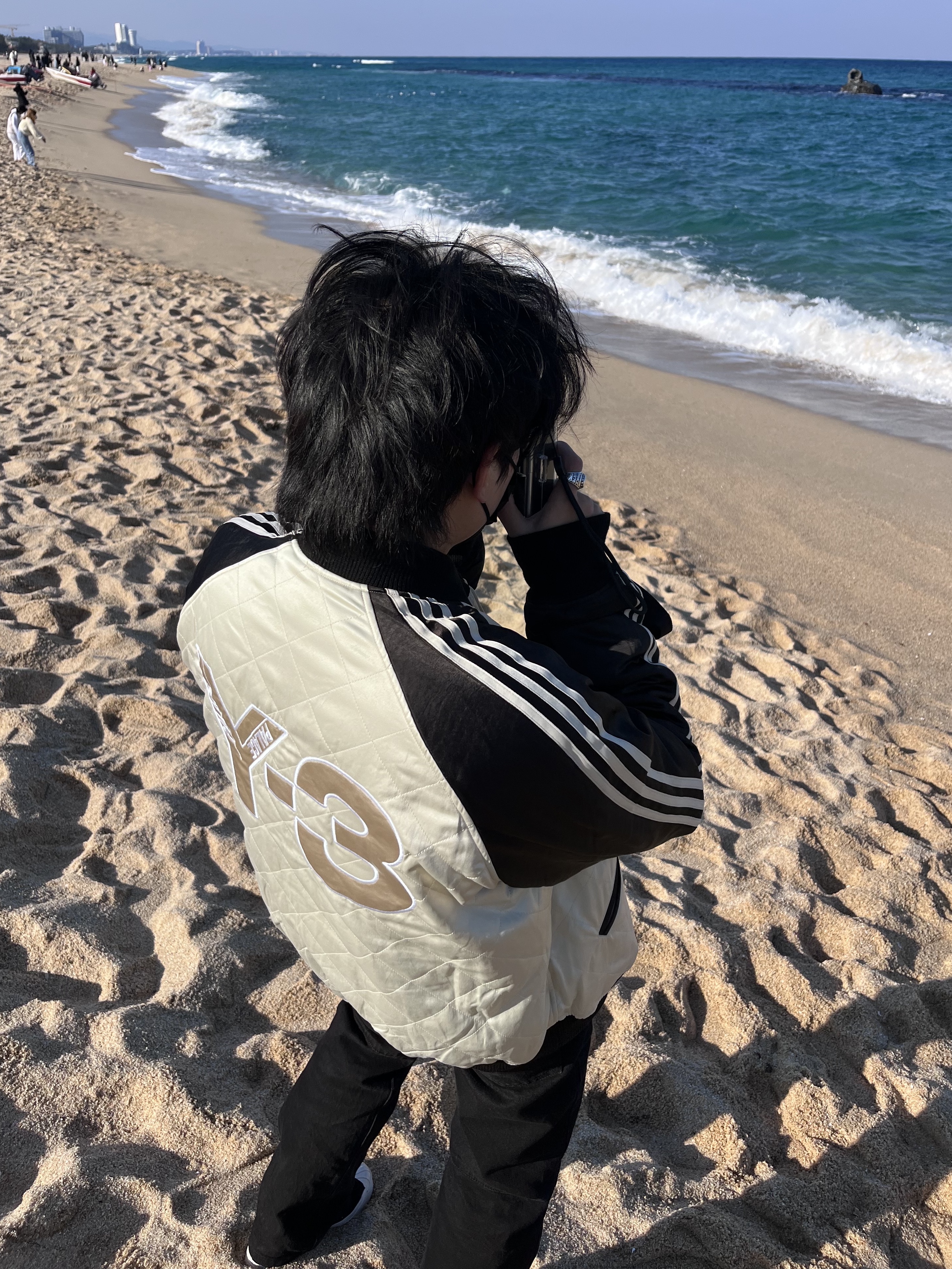 Palace x Y-3 Reversible Souvenir Jacket Navy Cream - 22FW 착용 스타일
