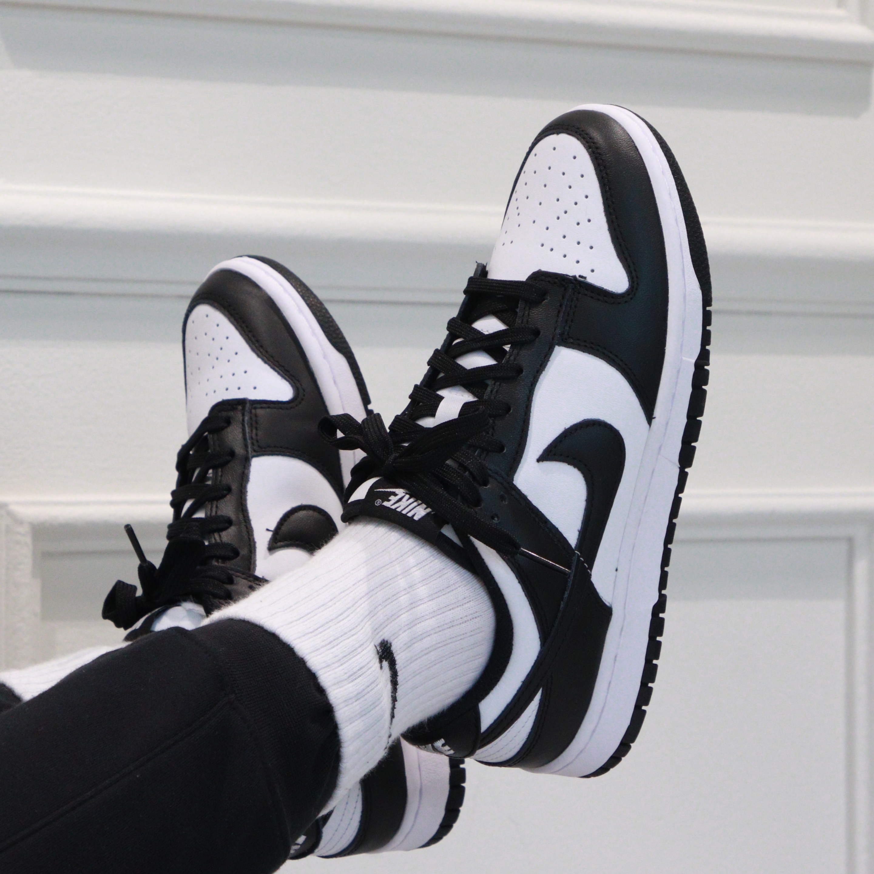 Nike Dunk Low Retro Black, (W) Nike Dunk Low Black 착용 스타일 - 1
