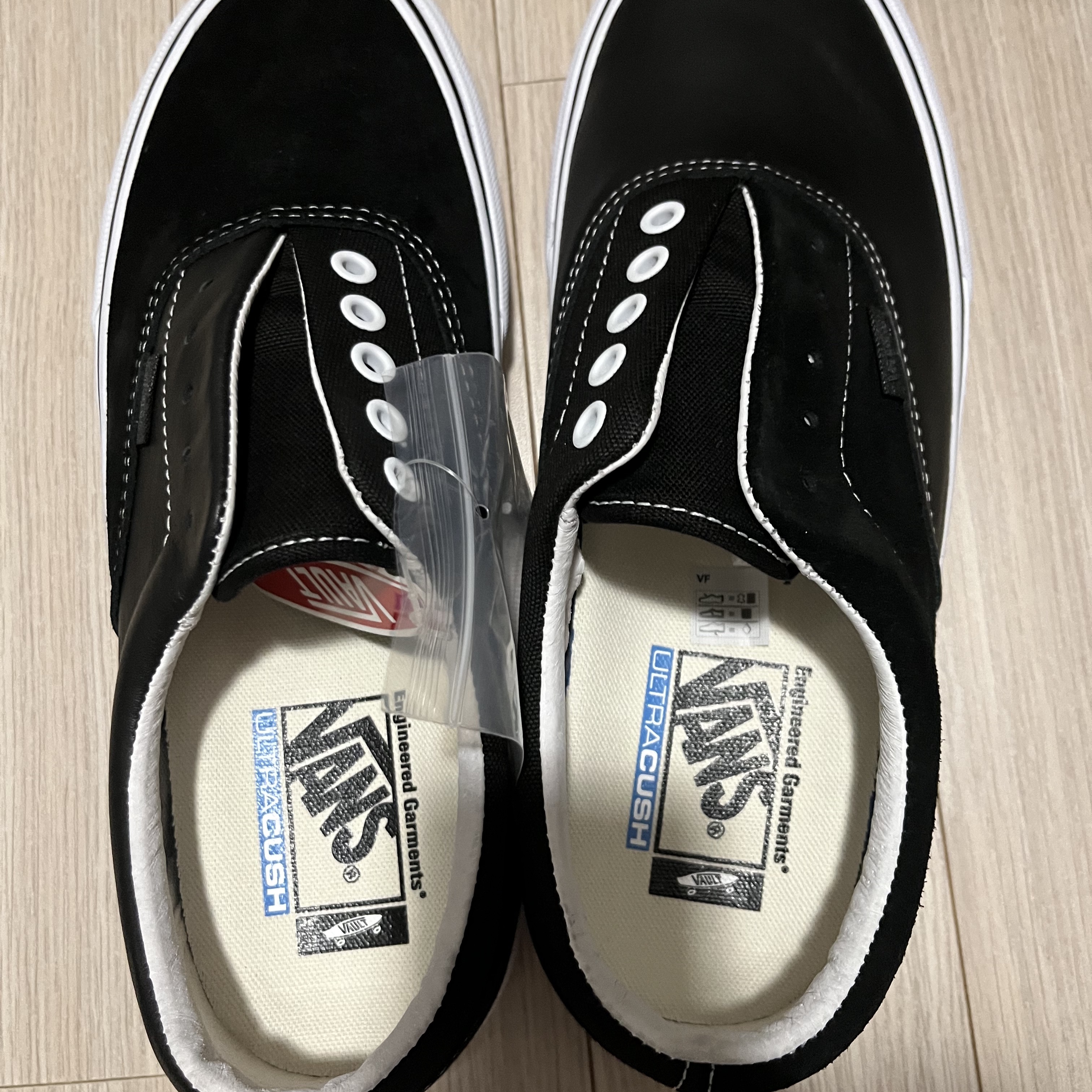 Vans Vault x Engineered Garments Era Gore LX Black 착용 스타일