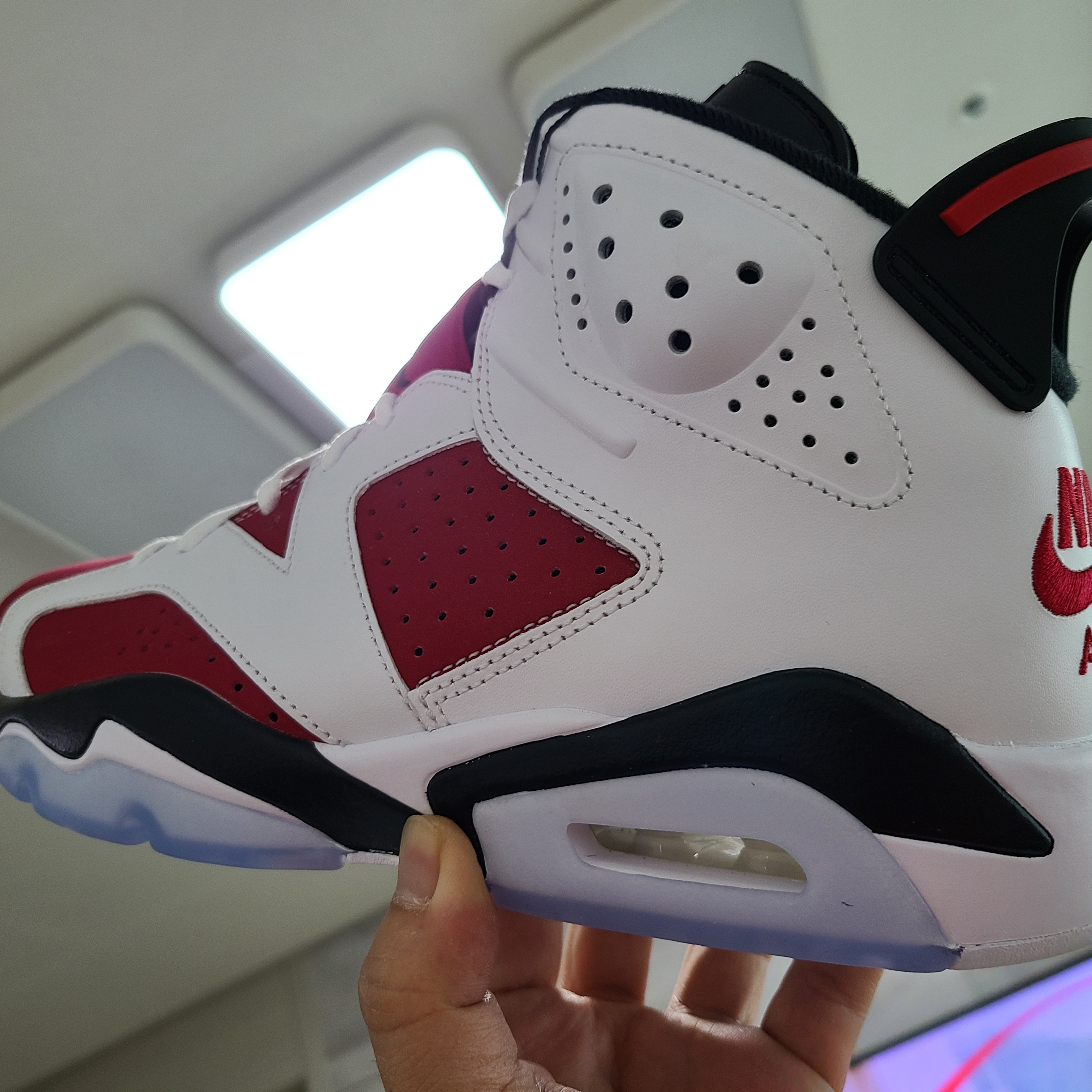 Jordan 6 Retro Carmine 2021 착용 스타일