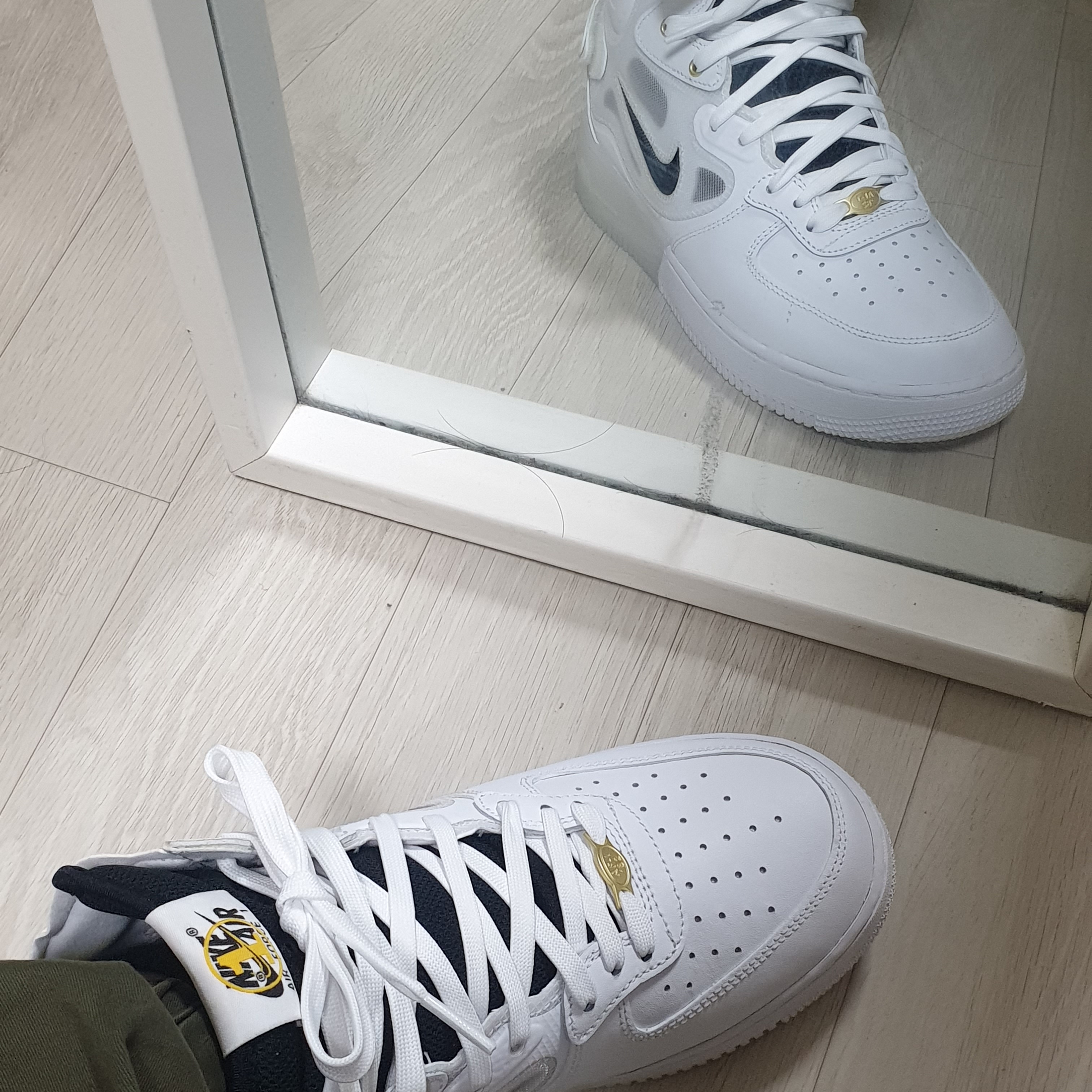 Nike Air Force 1 Mid React 40th Anniversary Join Forces White 착용 스타일 - 2