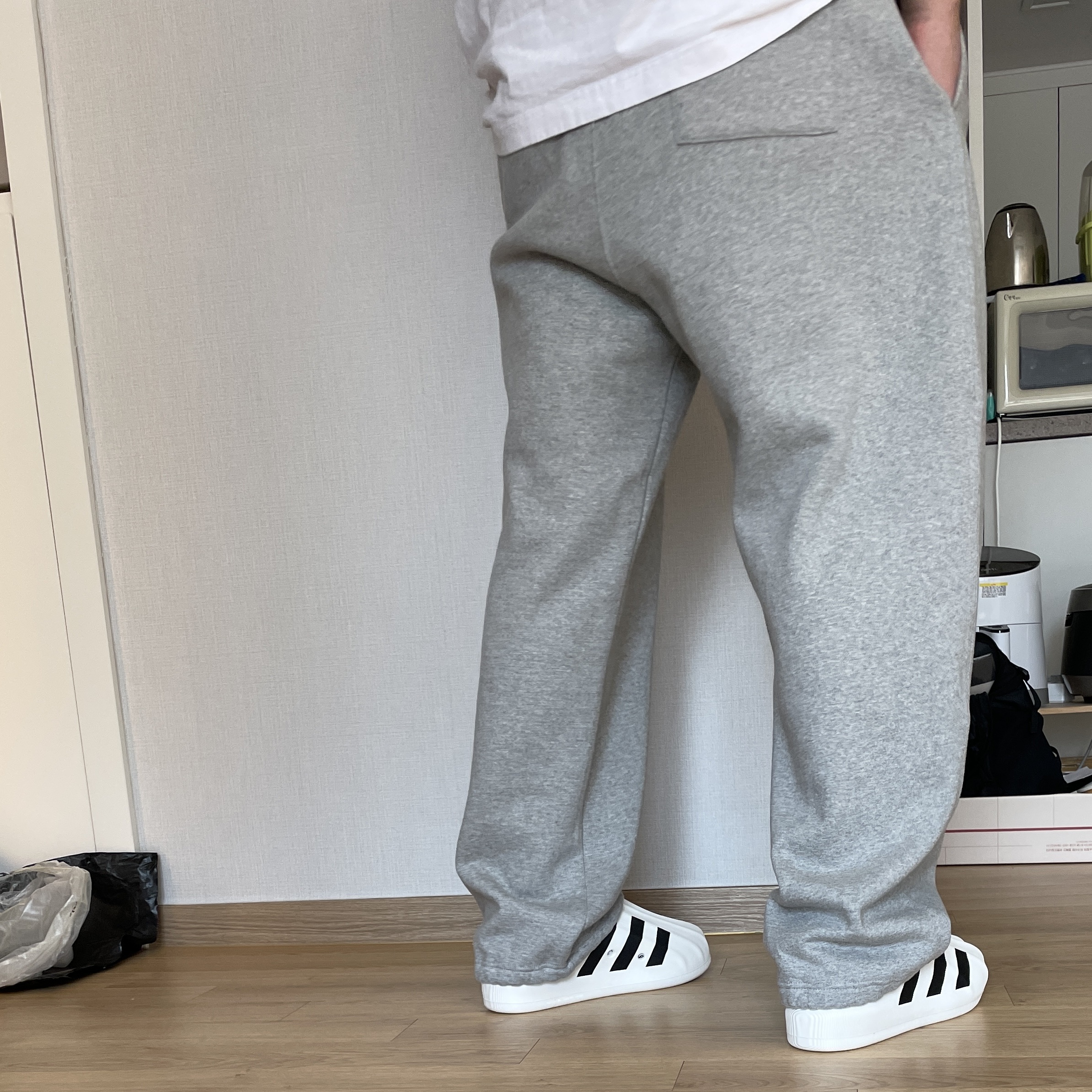 Adidas Adifom Superstar Core White 착용 스타일 - 5