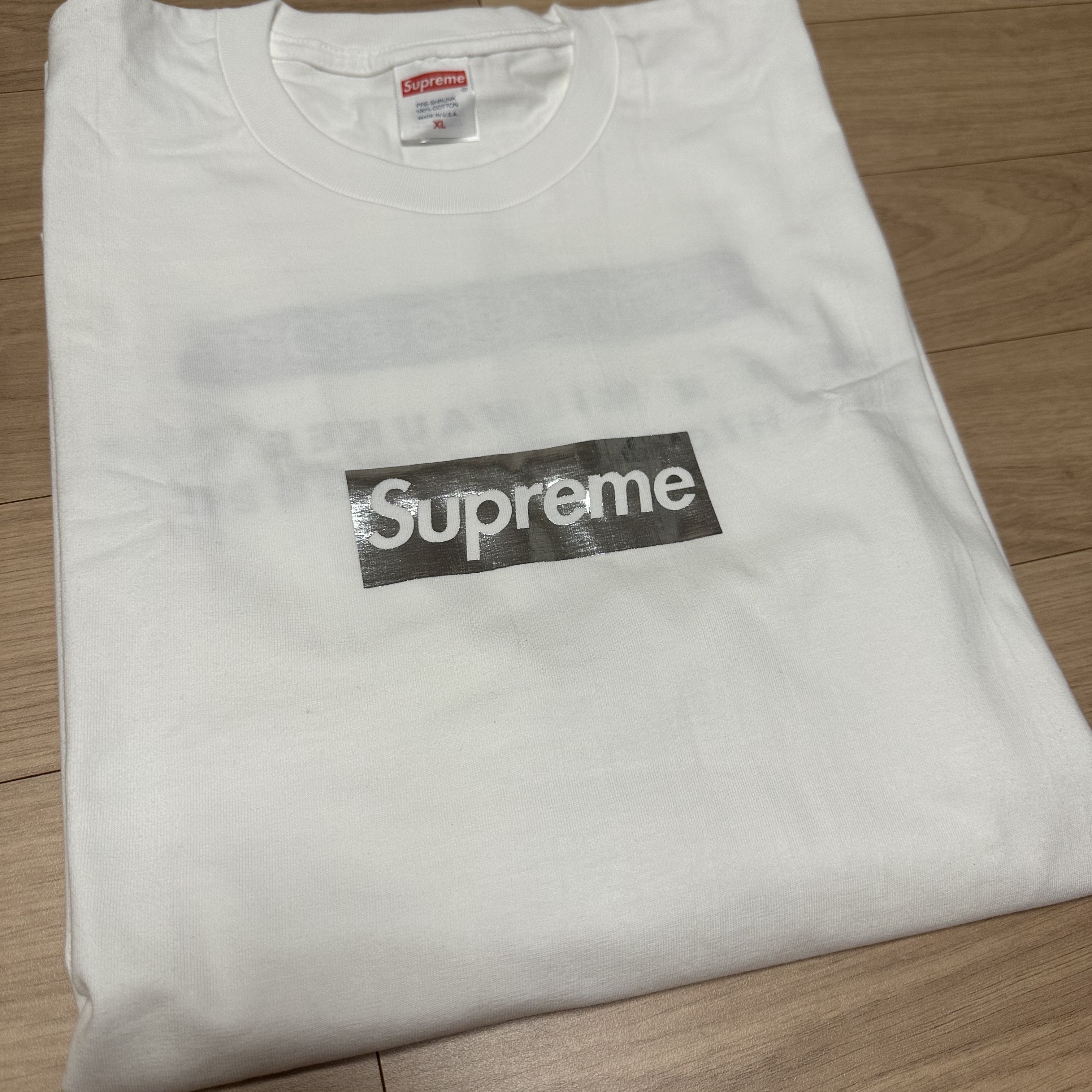 Supreme Chicago Box Logo T-Shirt White - 22FW 착용 스타일 - 1