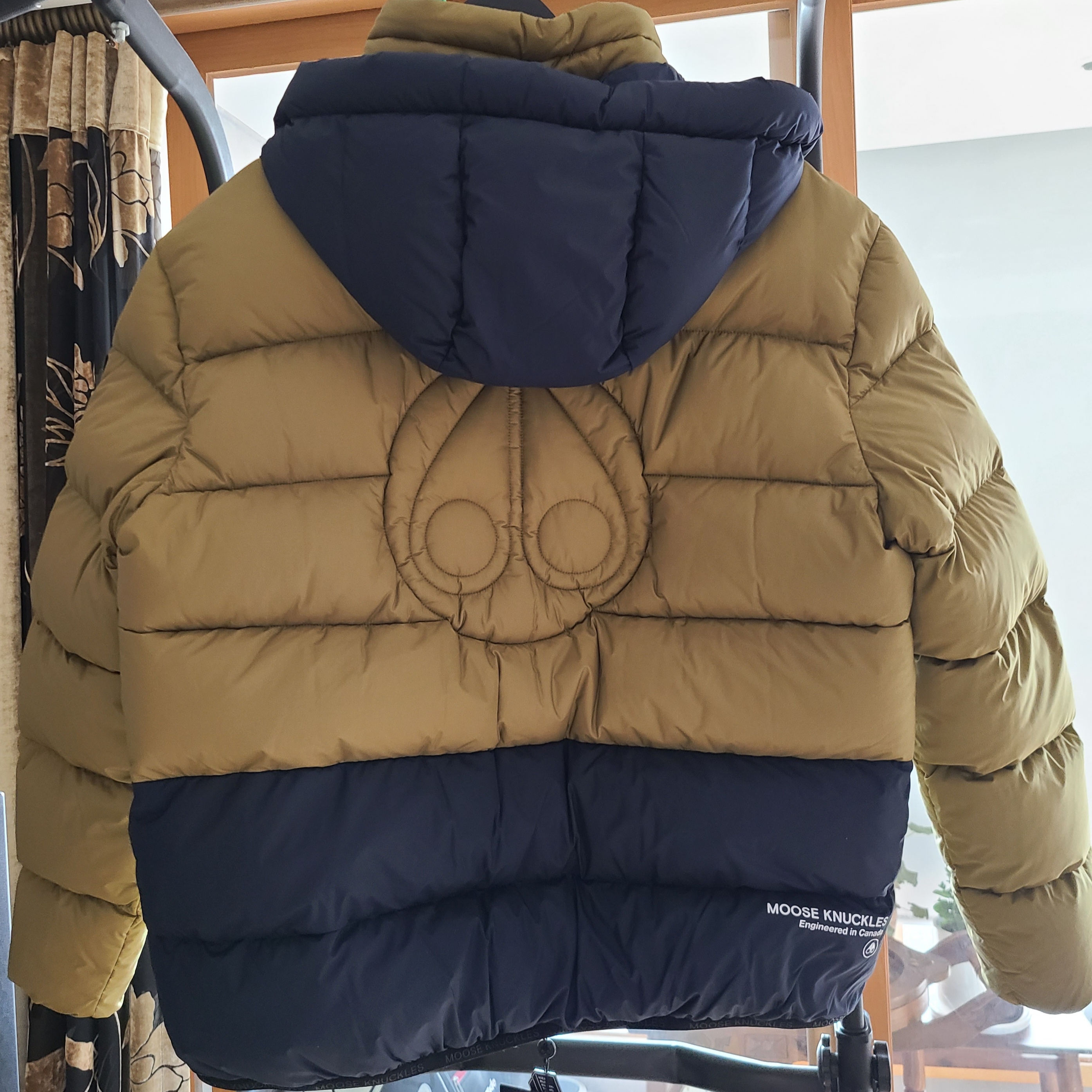 Moose Knuckles Flightweight Bedstuy Jacket Wasabi 착용 스타일 - 2