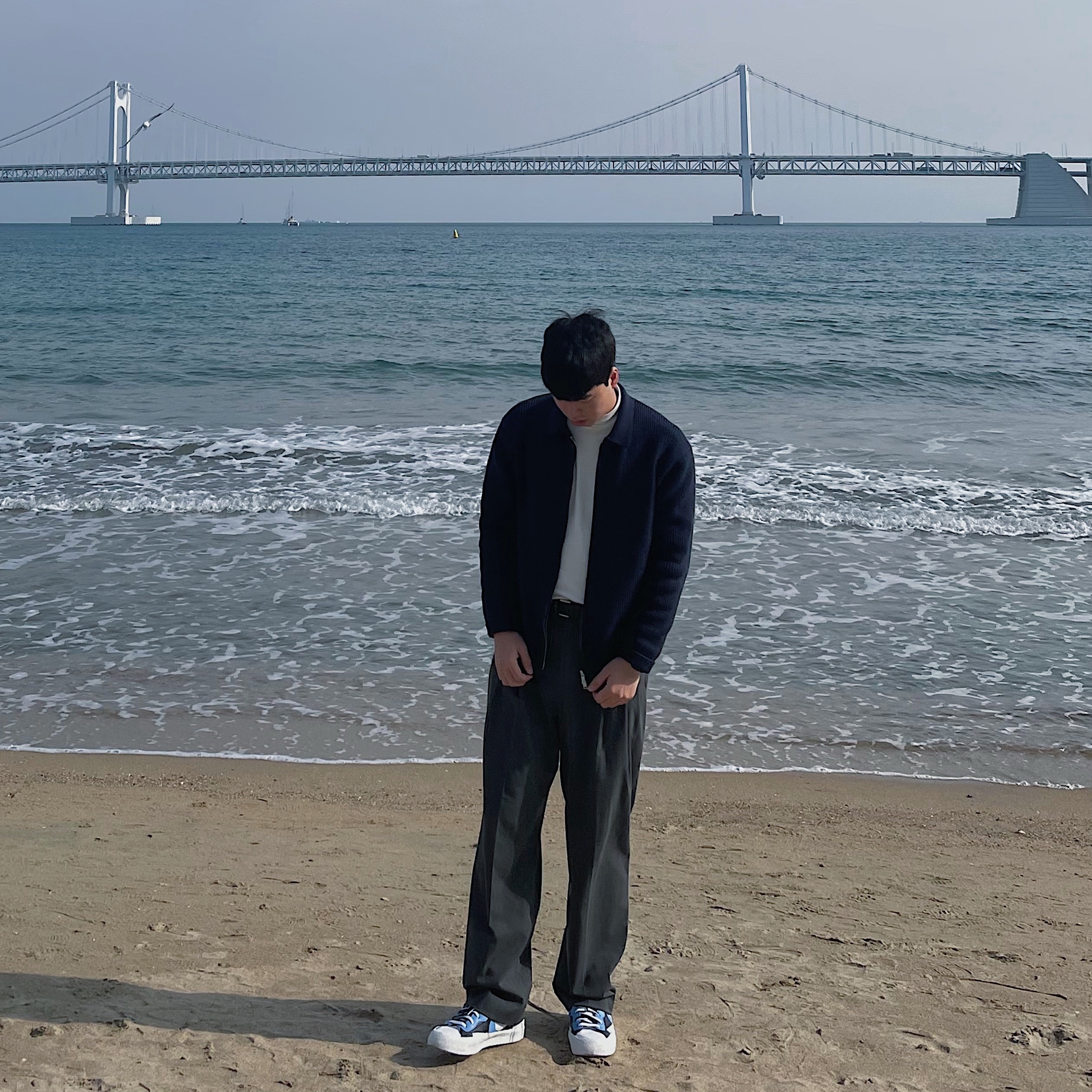 Nike x Sacai Blazer Mid White Black Legend Blue 착용 스타일