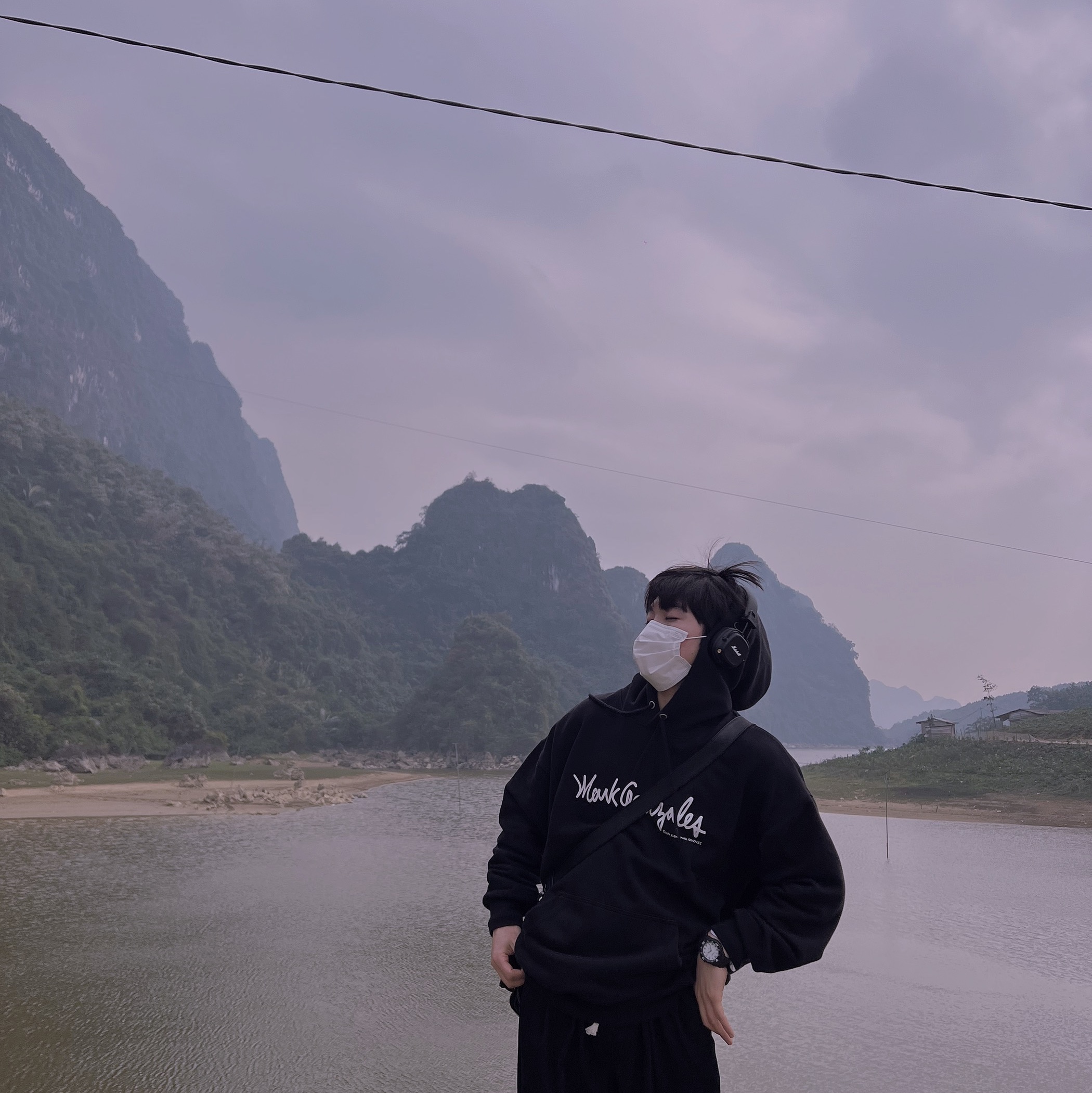 Marshall Major IV Black (Korean Ver.) 착용 스타일
