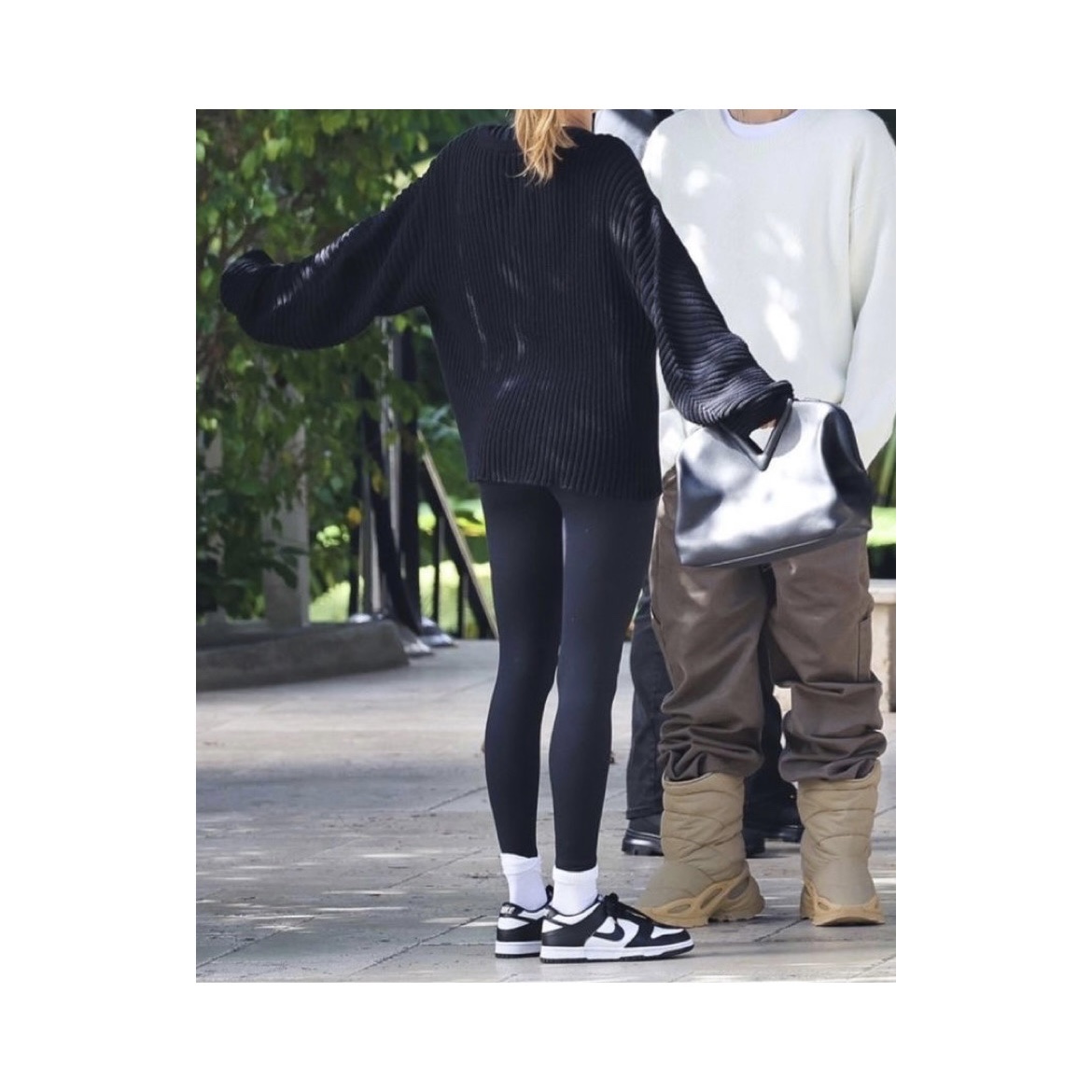 (W) Nike Dunk Low Black 착용 스타일 - 3